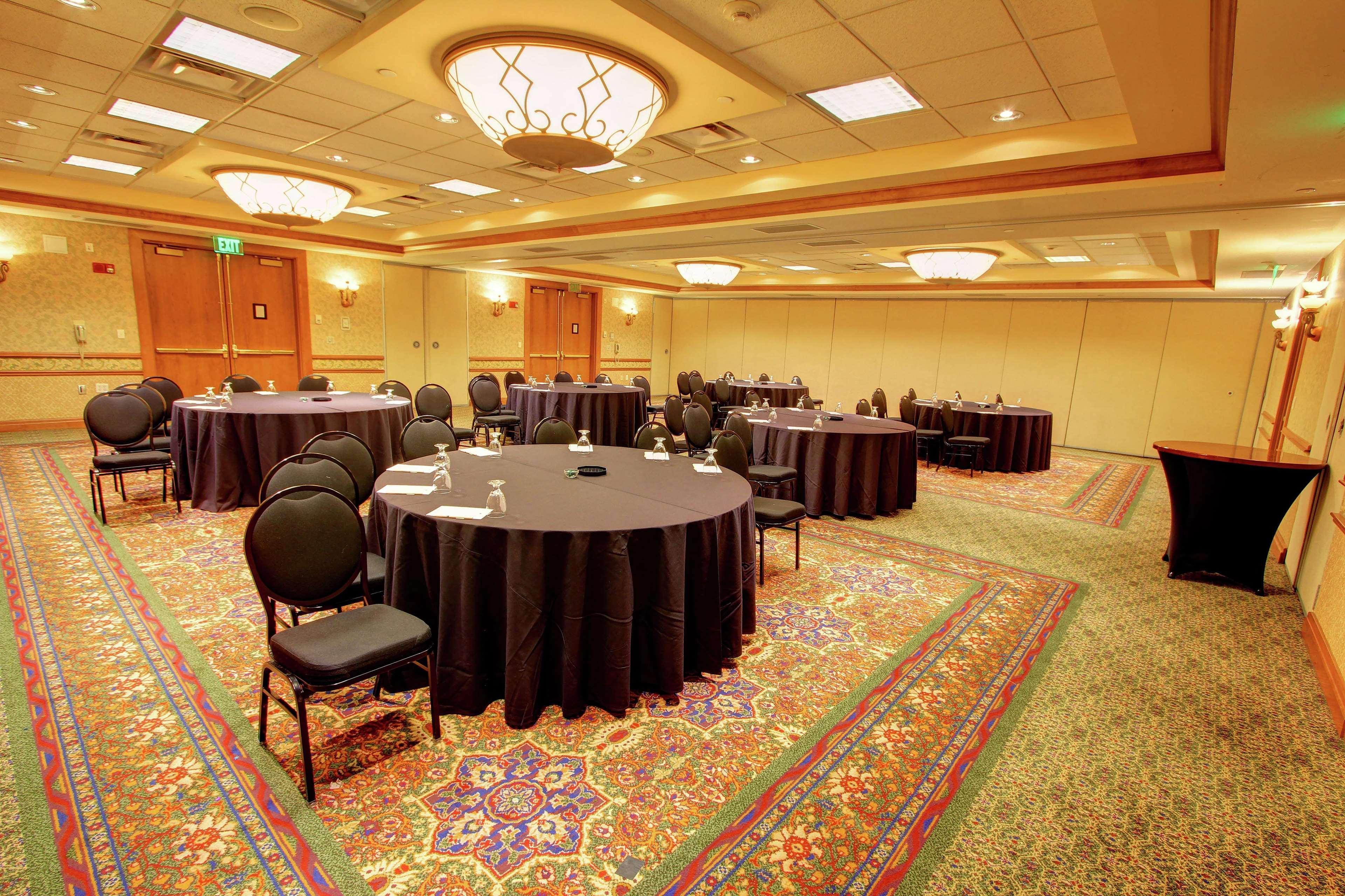 Doubletree By Hilton Park