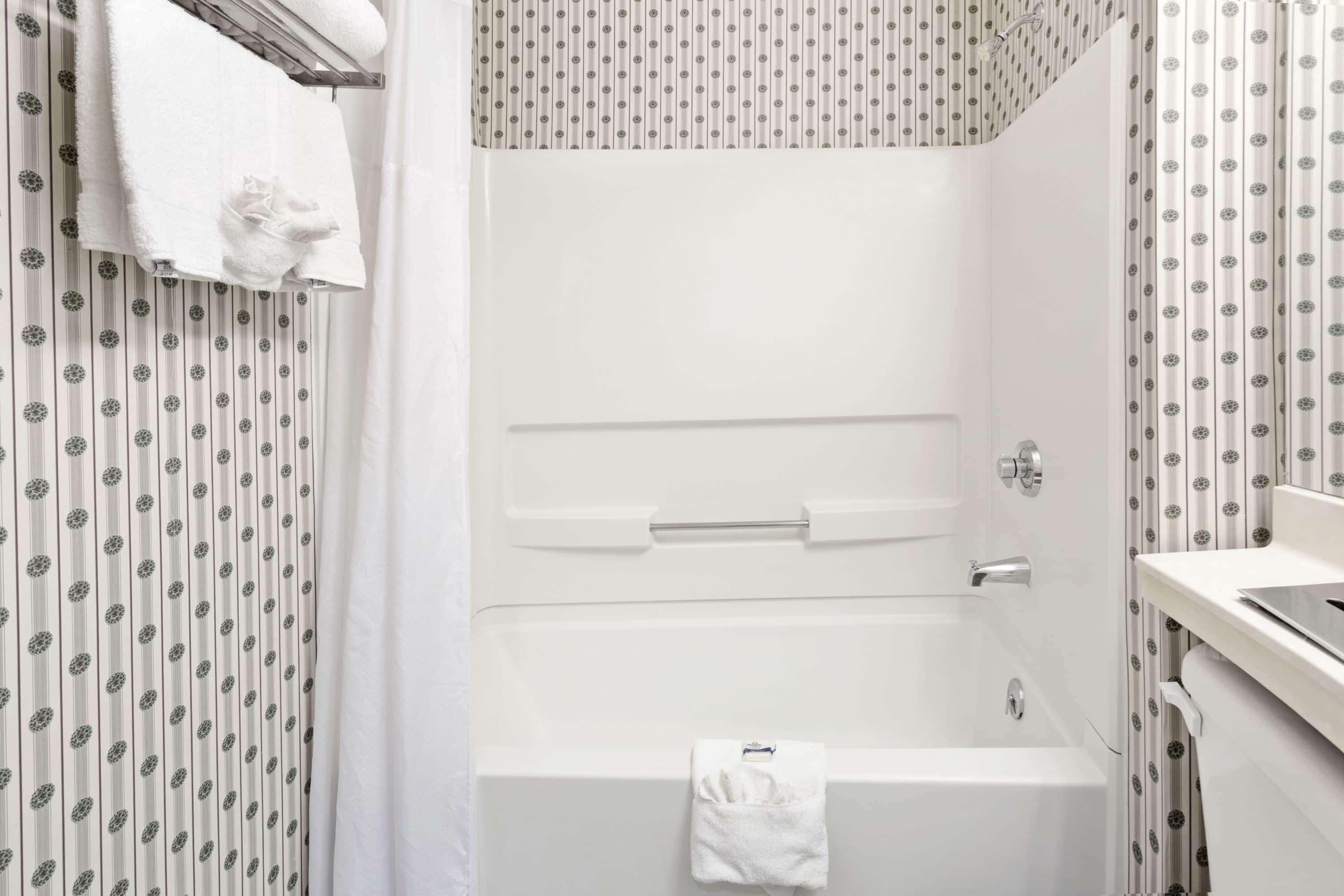Microtel & By Wyndham Airport Denver