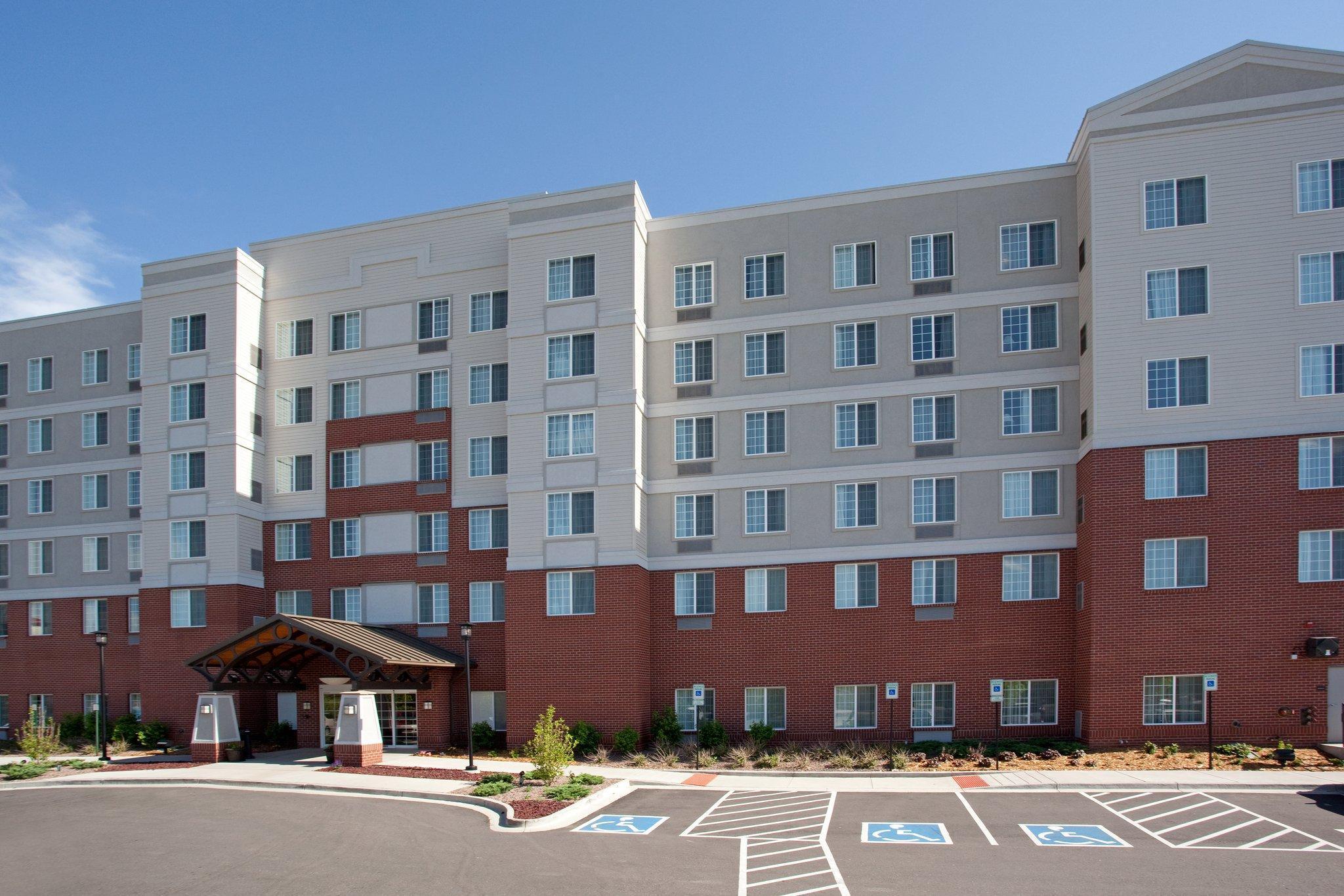 Hotel Staybridge International Airport By Ihg