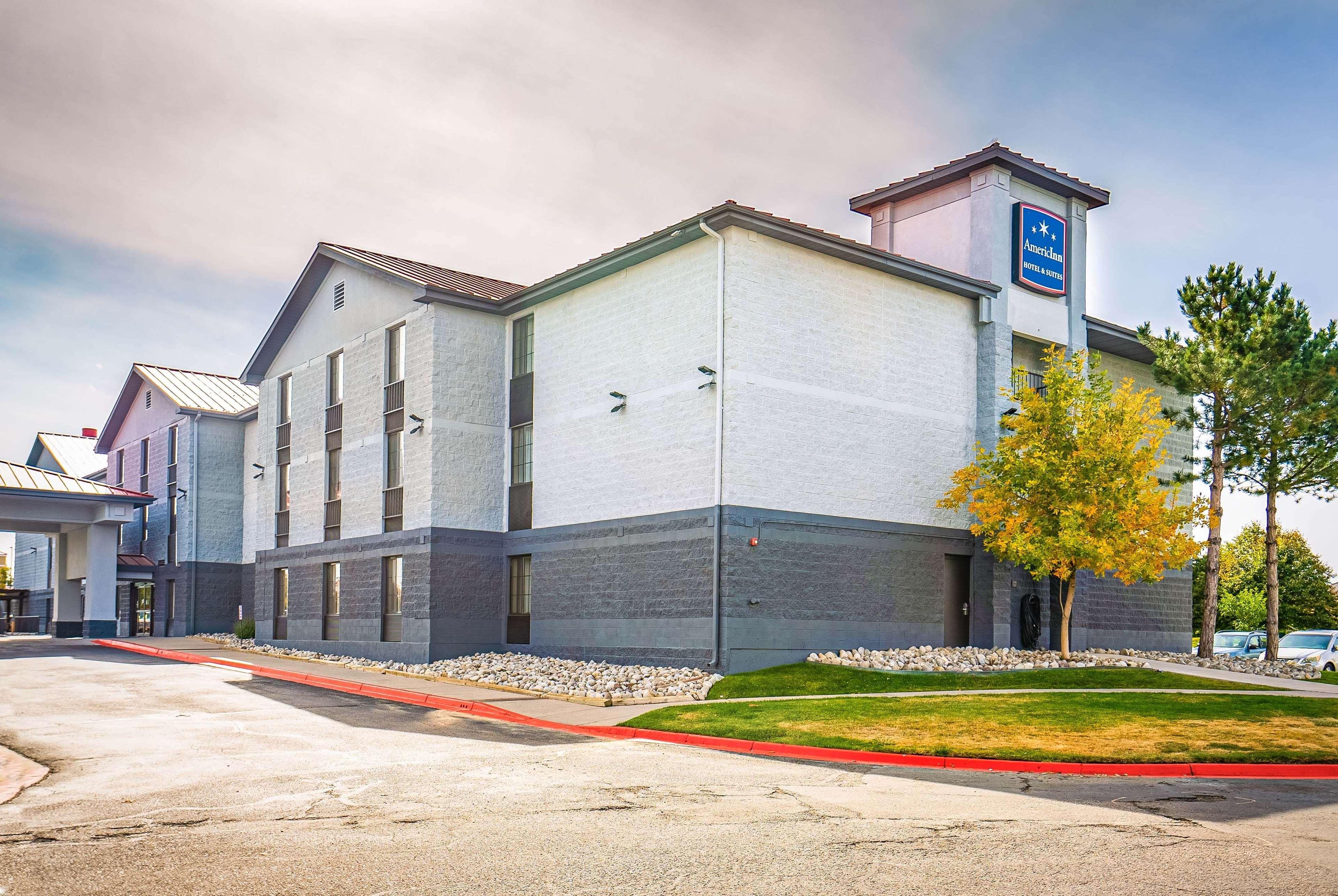 Americinn & International Airport Hotel Denver