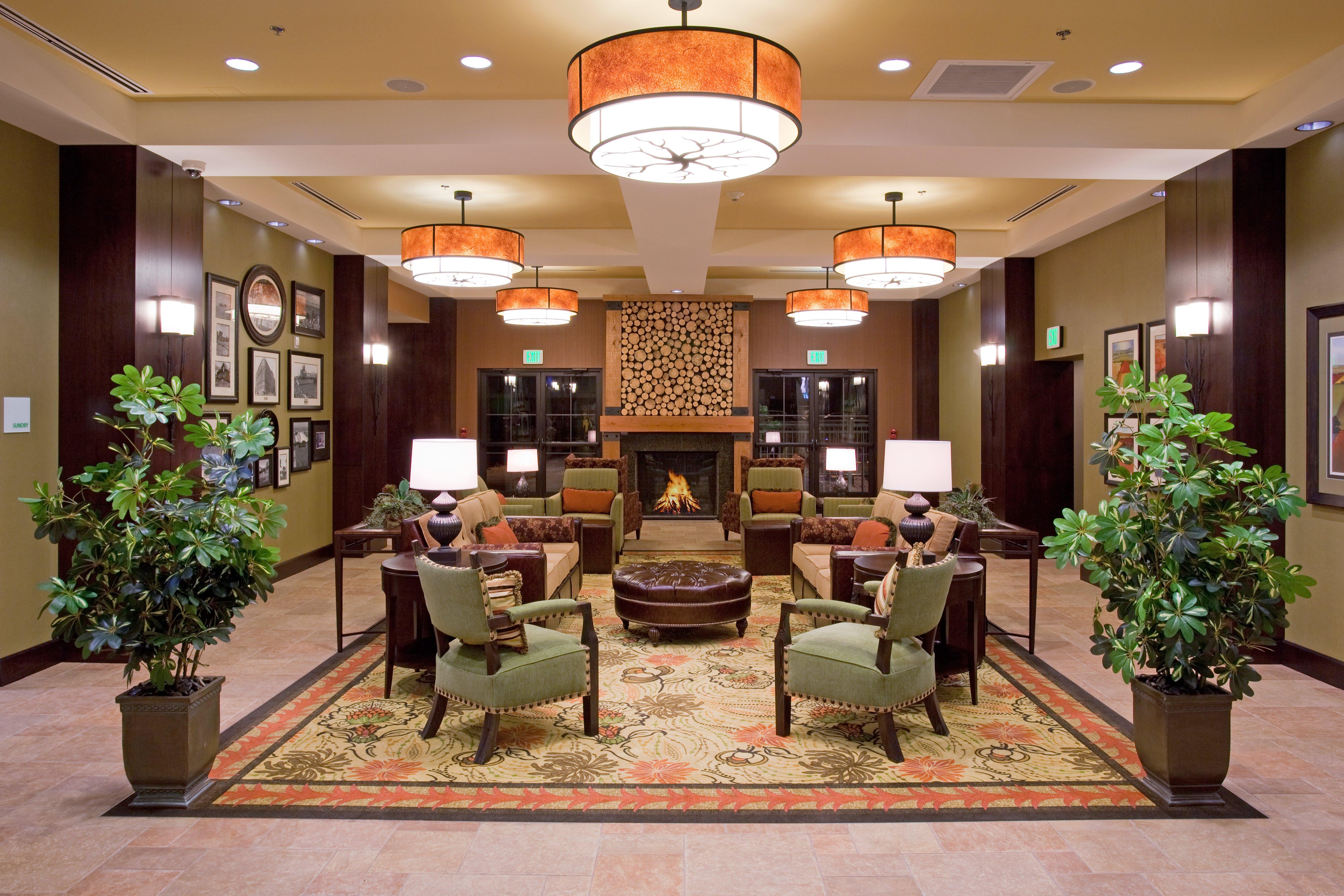 Doubletree By Hilton International Airport, Co Hotel
