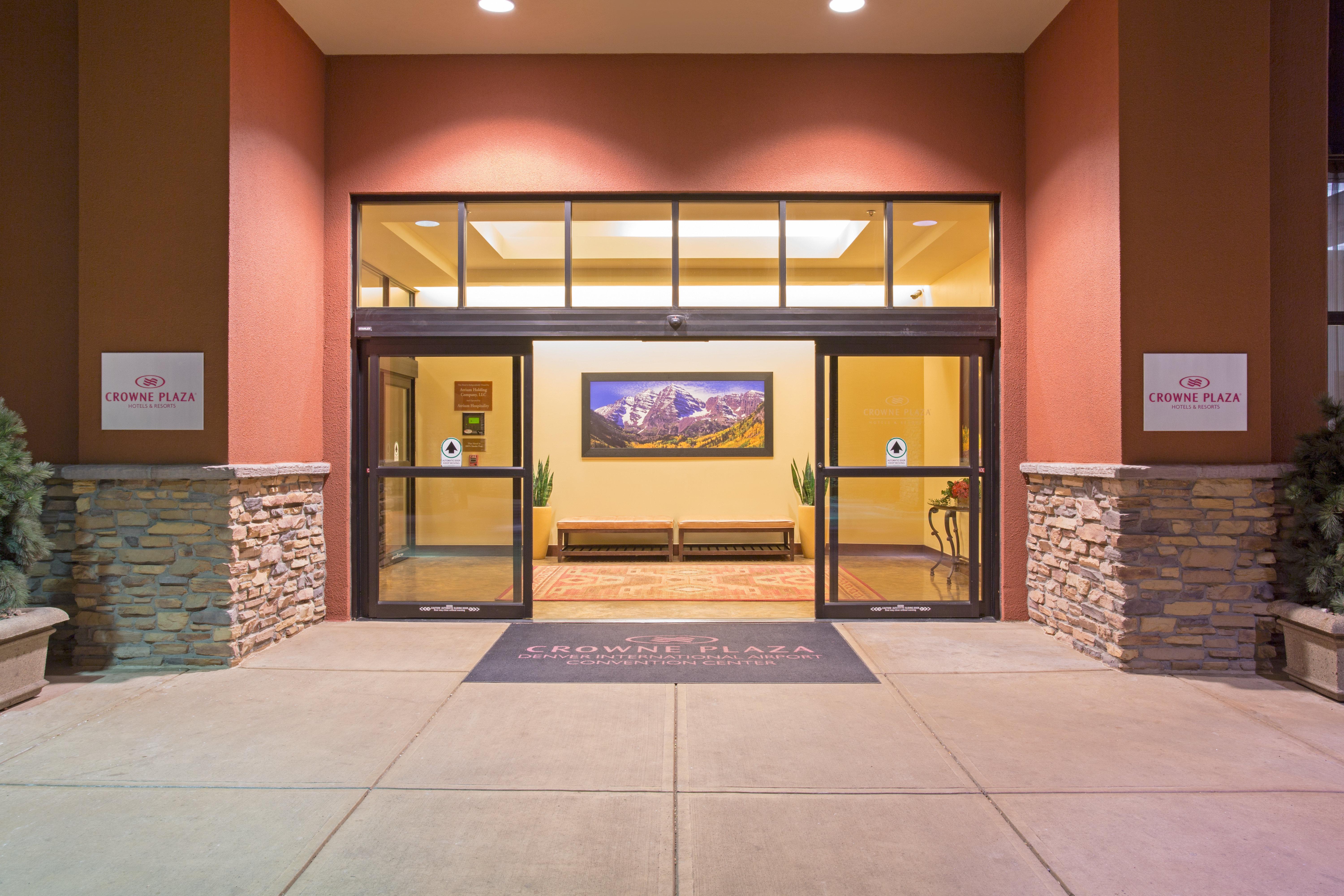Crowne Plaza International Airport, An Ihg Denver