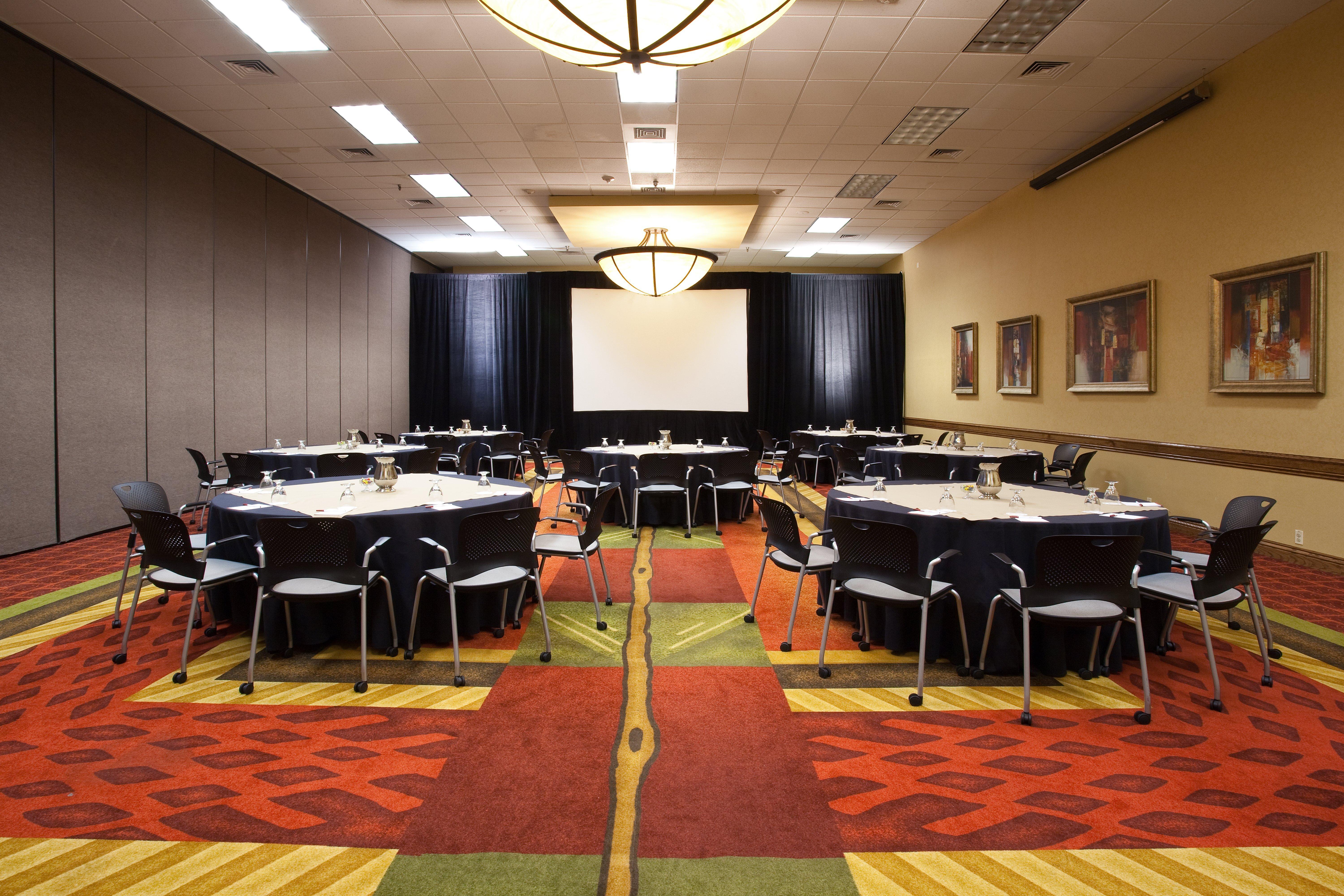 Crowne Plaza International Airport, An Ihg 3*