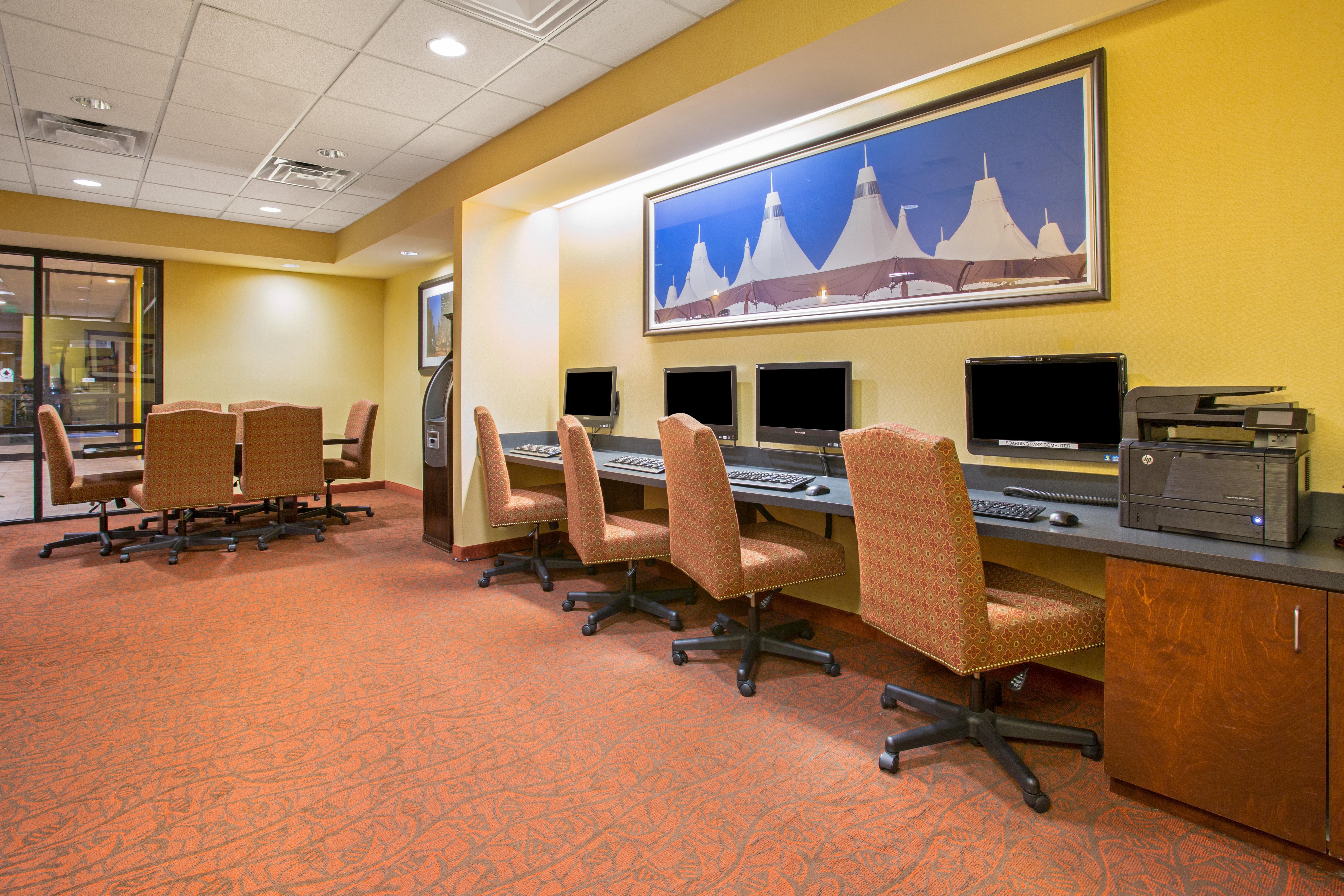 Crowne Plaza International Airport, An Ihg Denver