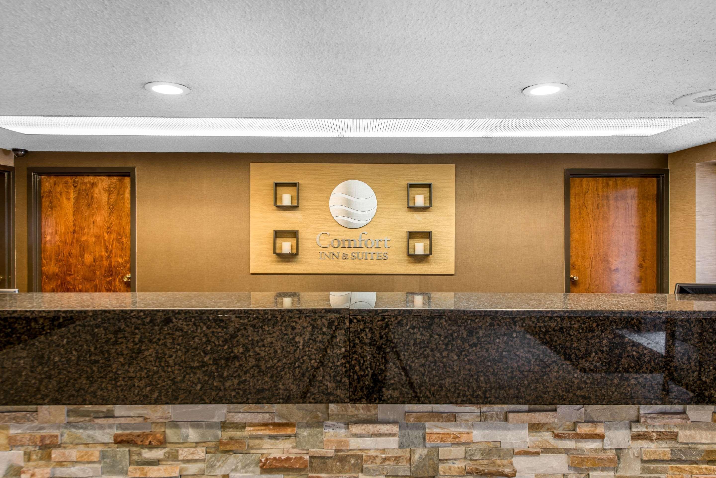 Comfort & Northfield Denver