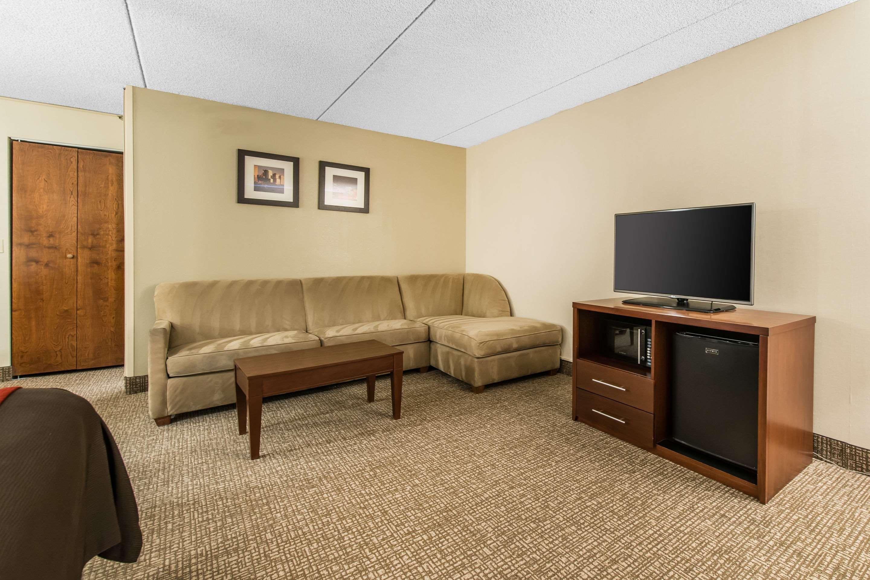 Comfort & Northfield Hotel Denver