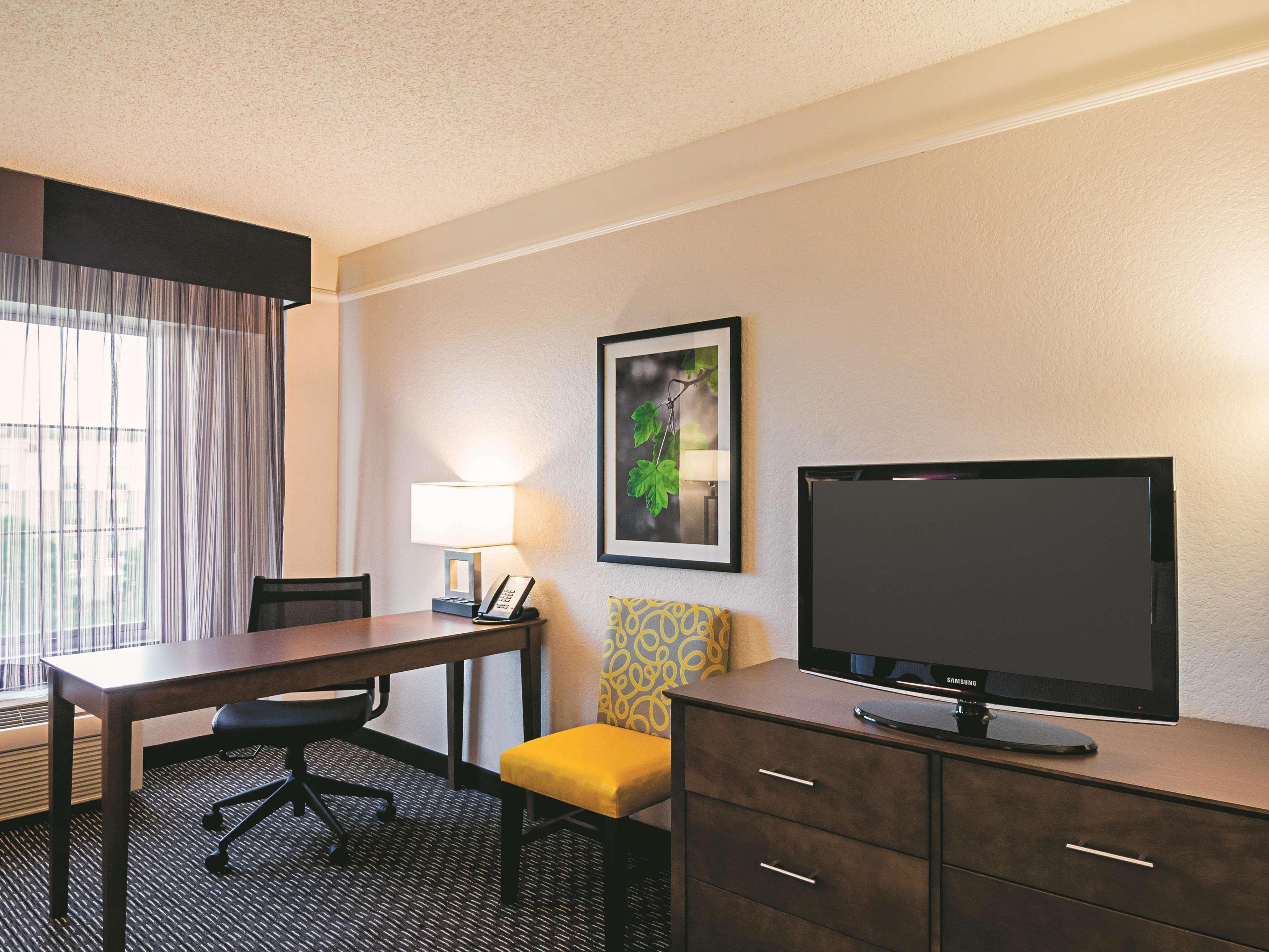 Hotel La Quinta By Wyndham Airport Dia Denver