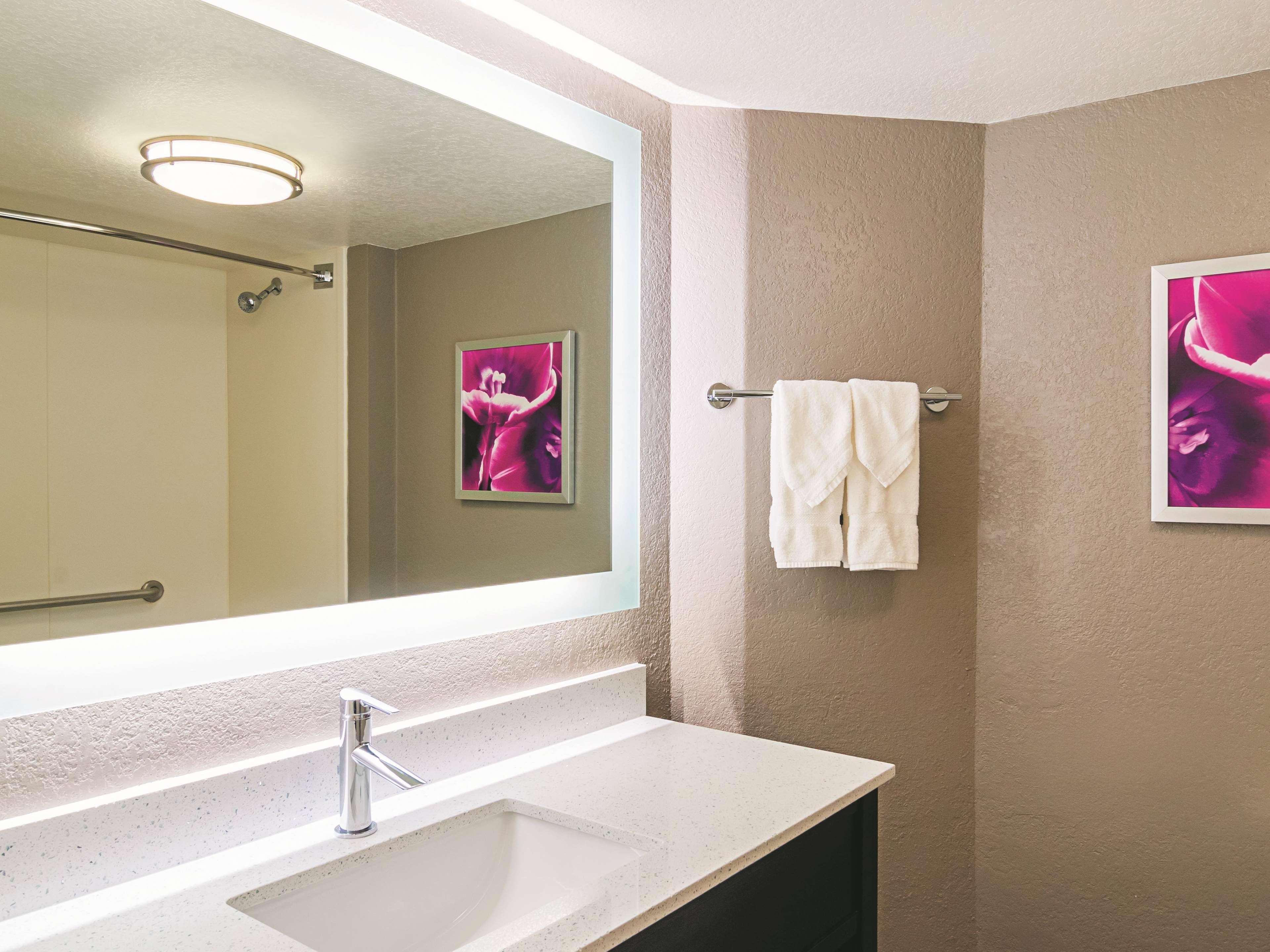 La Quinta By Wyndham Airport Dia