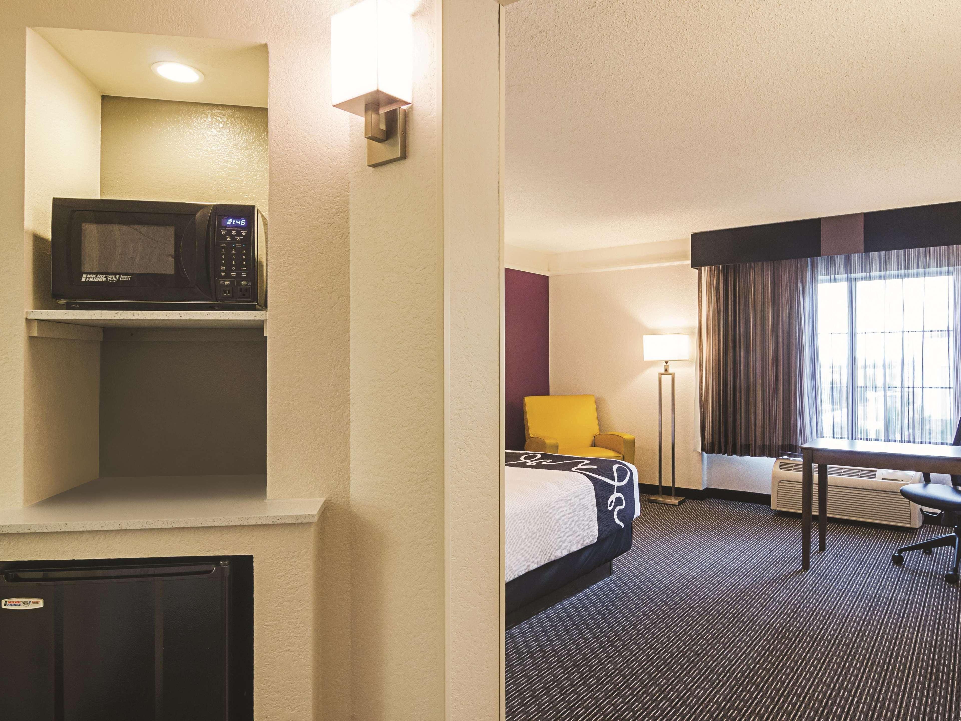 Hotel La Quinta By Wyndham Airport Dia