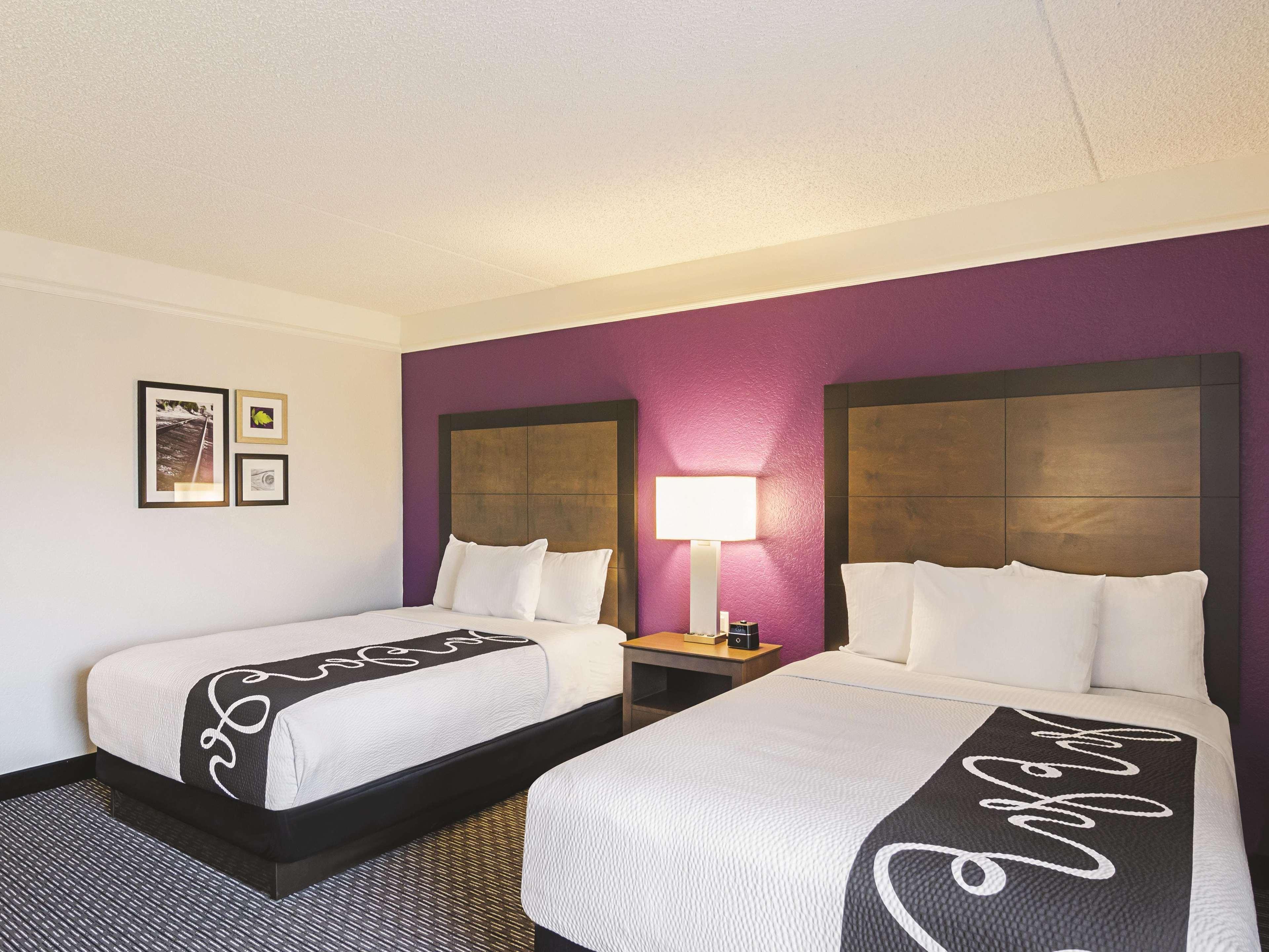 La Quinta By Wyndham Airport Dia Hotel 3*