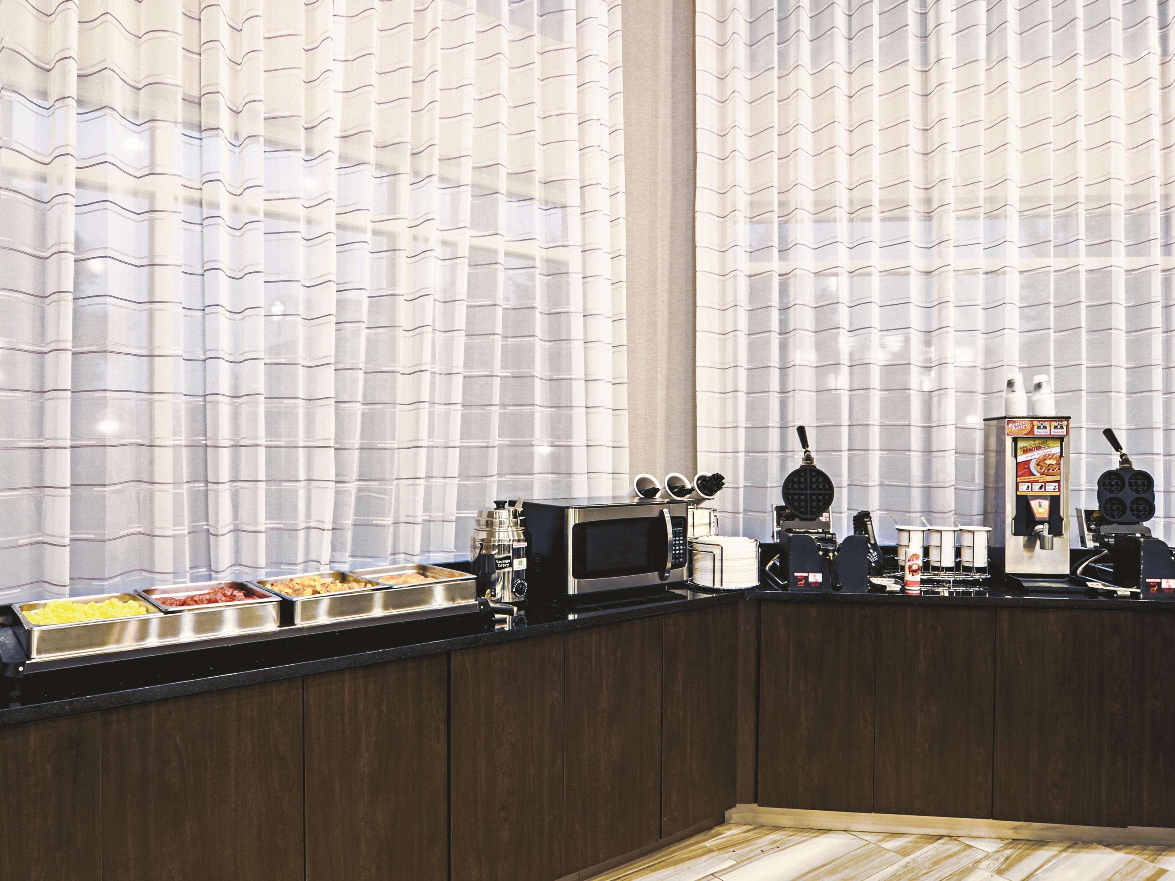 Hotel La Quinta By Wyndham Airport Dia