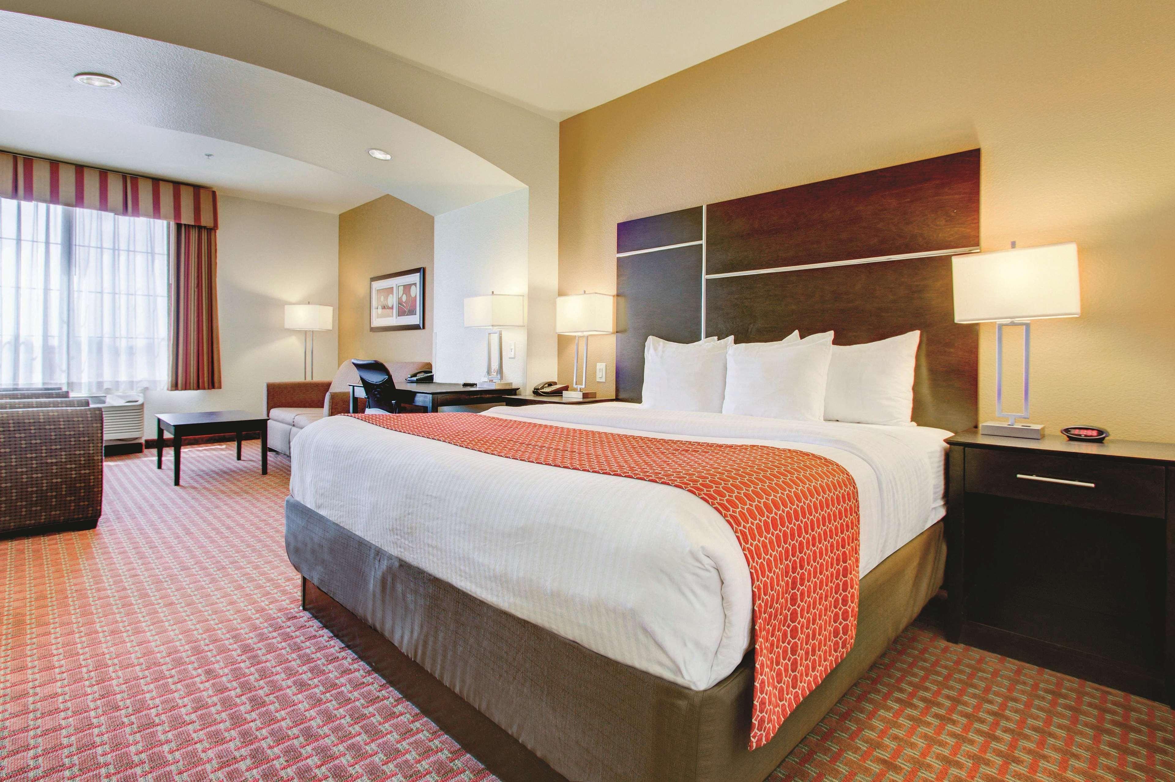 La Quinta By Wyndham Gateway Park Hotel 3*