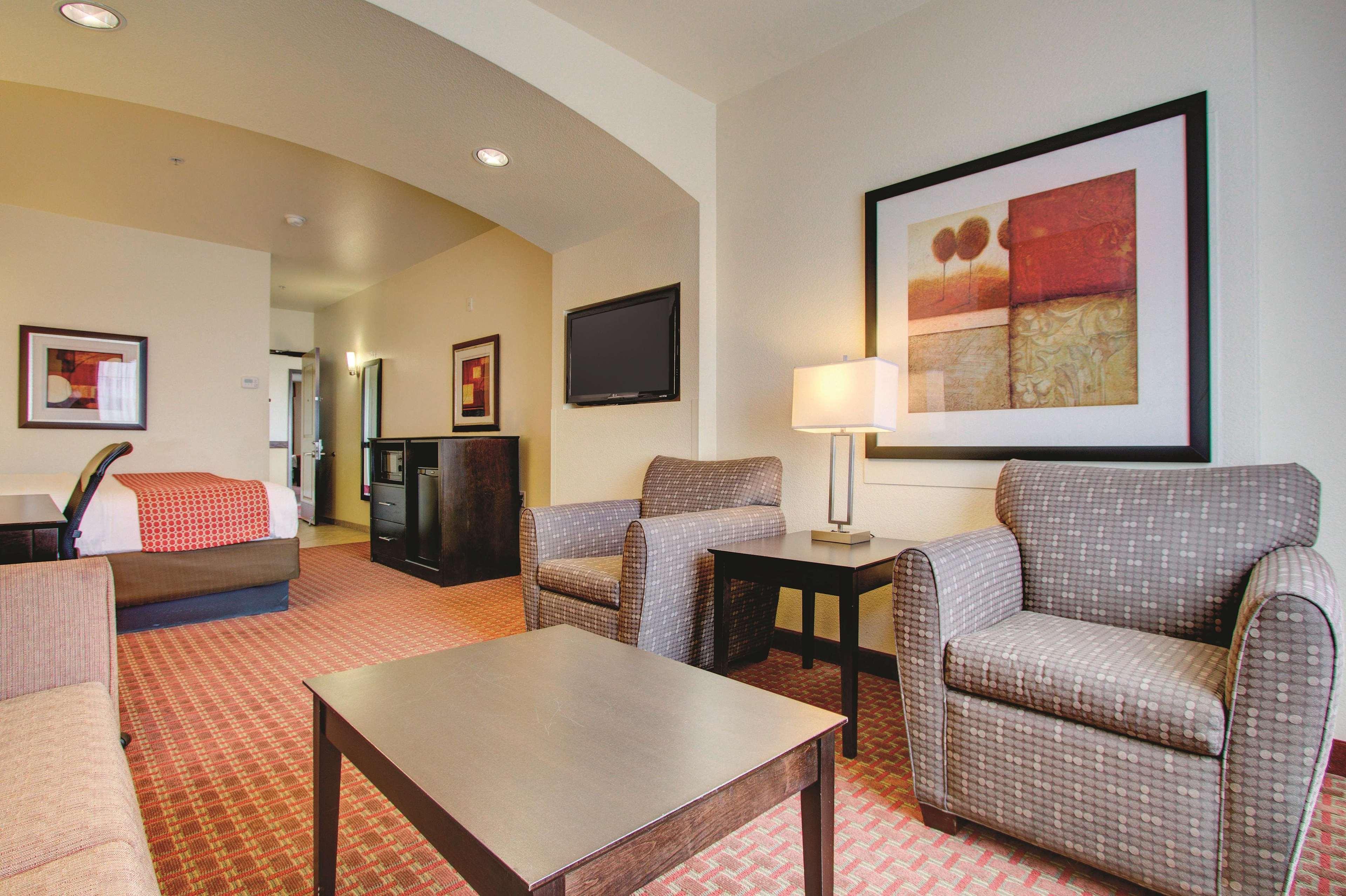 Hotel La Quinta By Wyndham Gateway Park 3*