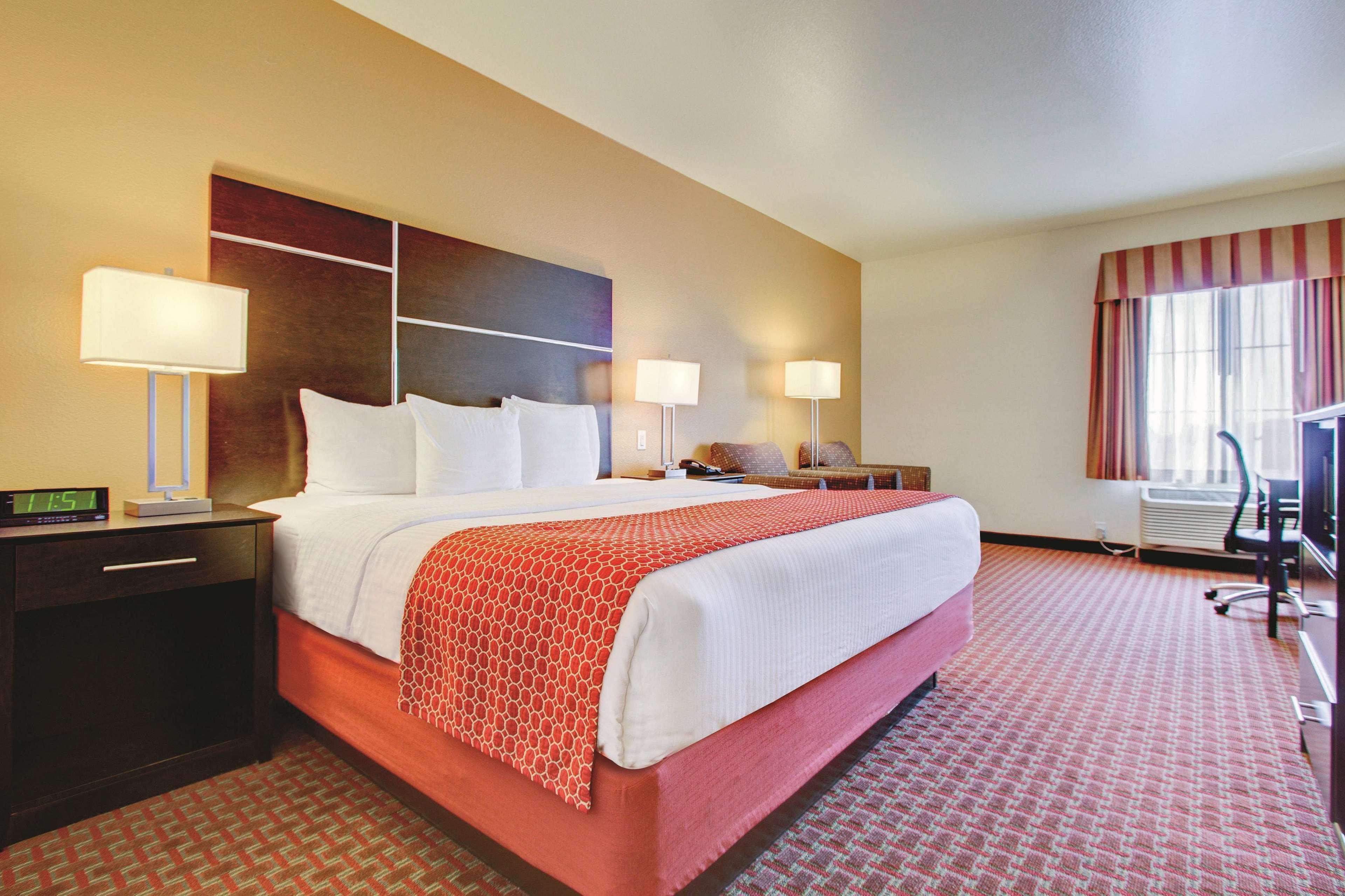 Hotel La Quinta By Wyndham Gateway Park 3*