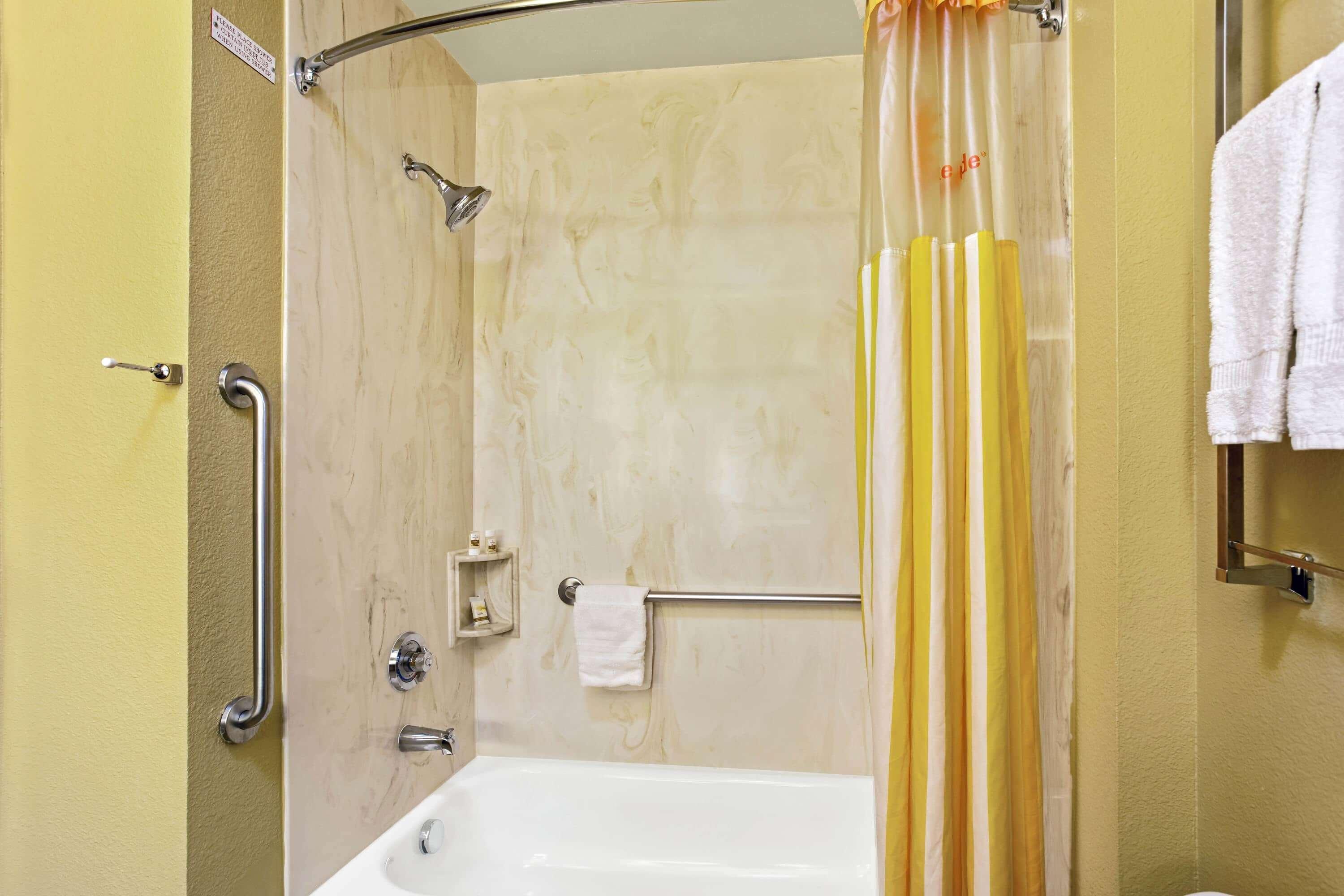 Hotel La Quinta By Wyndham Gateway Park 3*