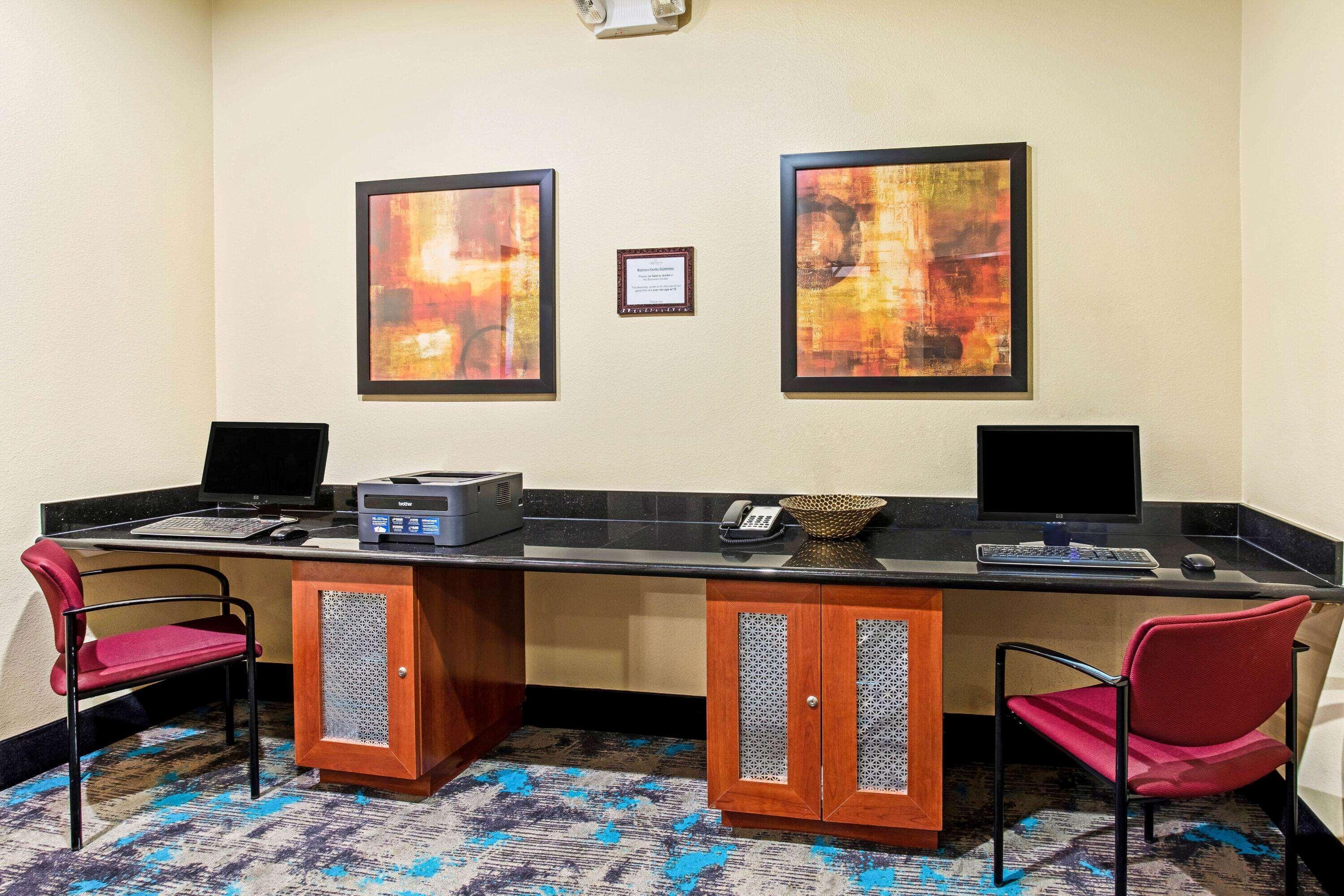 La Quinta By Wyndham Gateway Park Denver