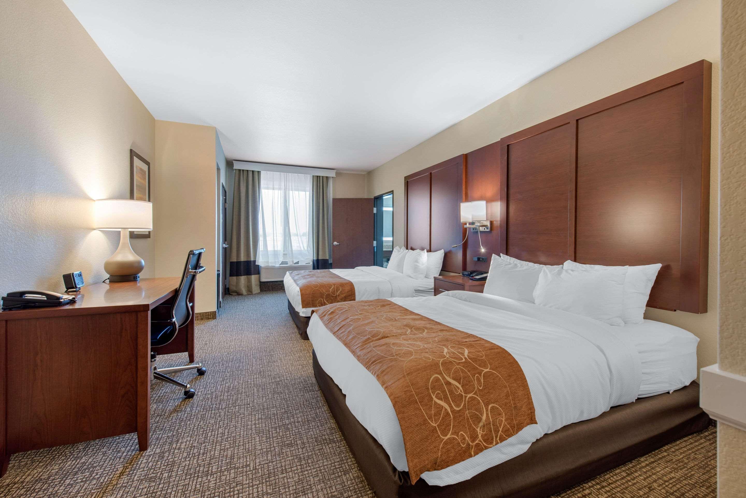 Comfort International Airport Hotel