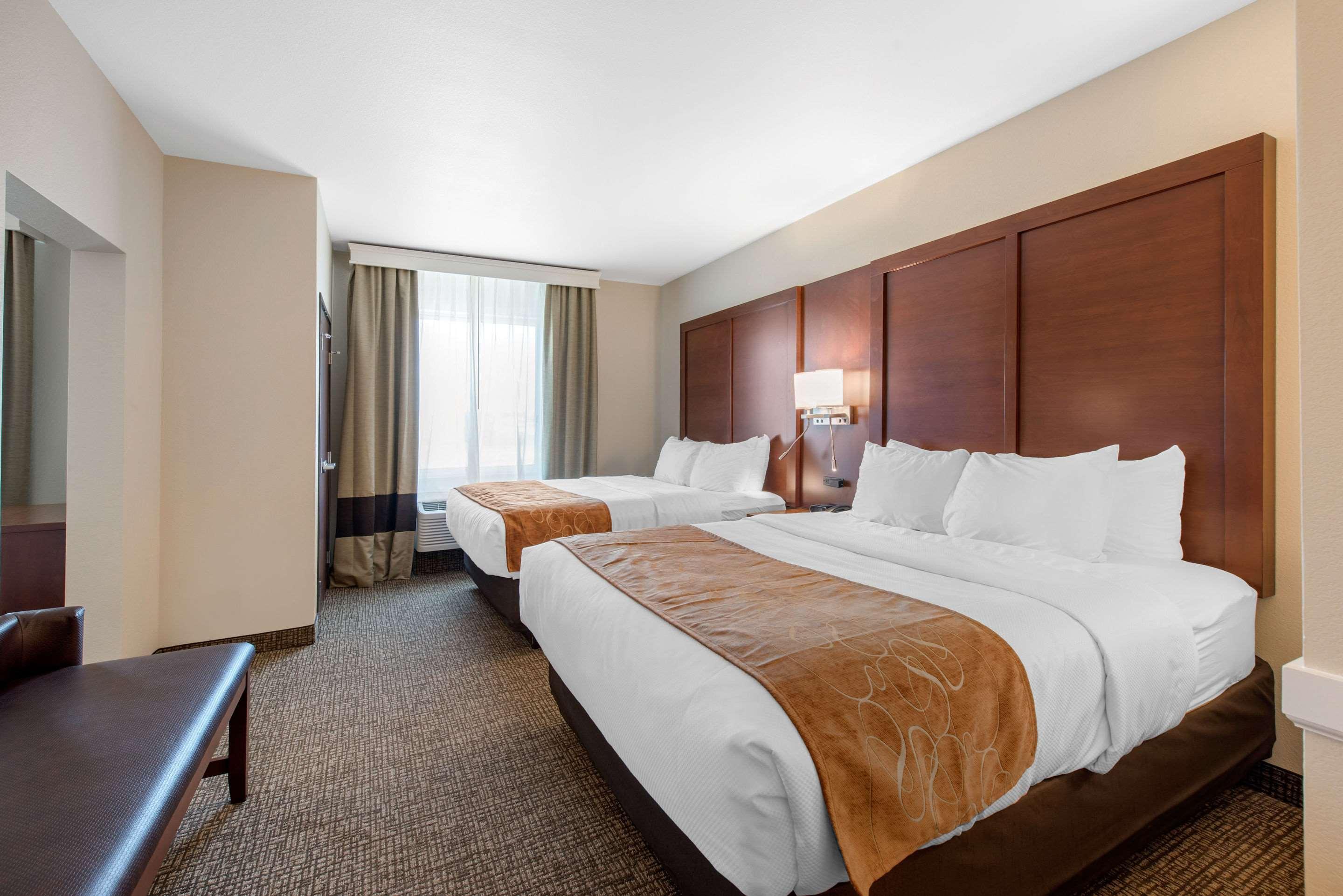Comfort International Airport Hotel