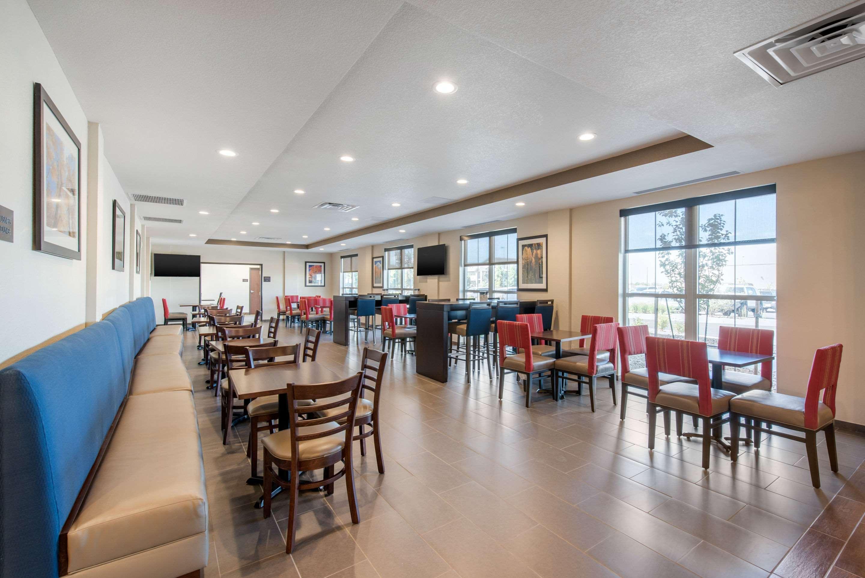 Comfort International Airport Hotel 3*