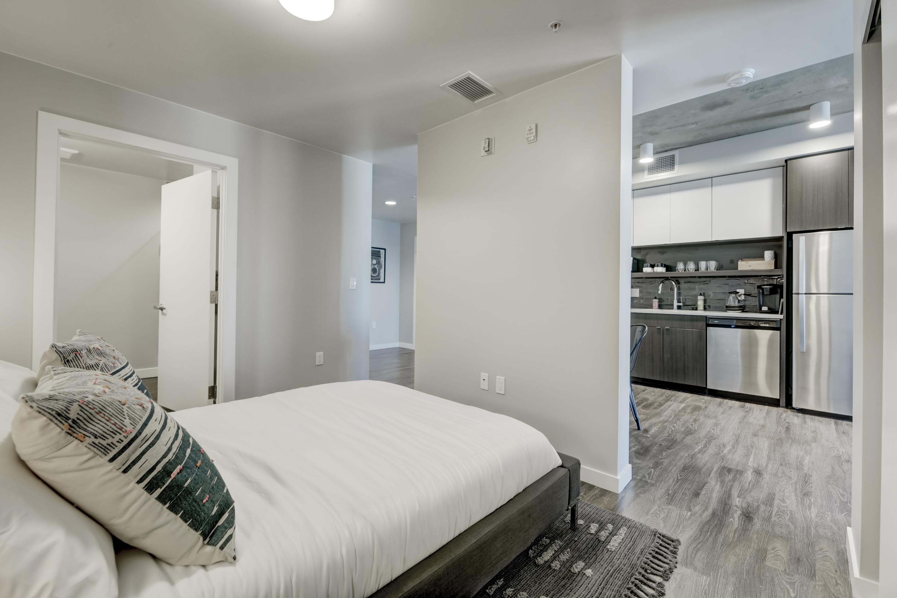 Mint House - Downtown Union Station Aparthotel
