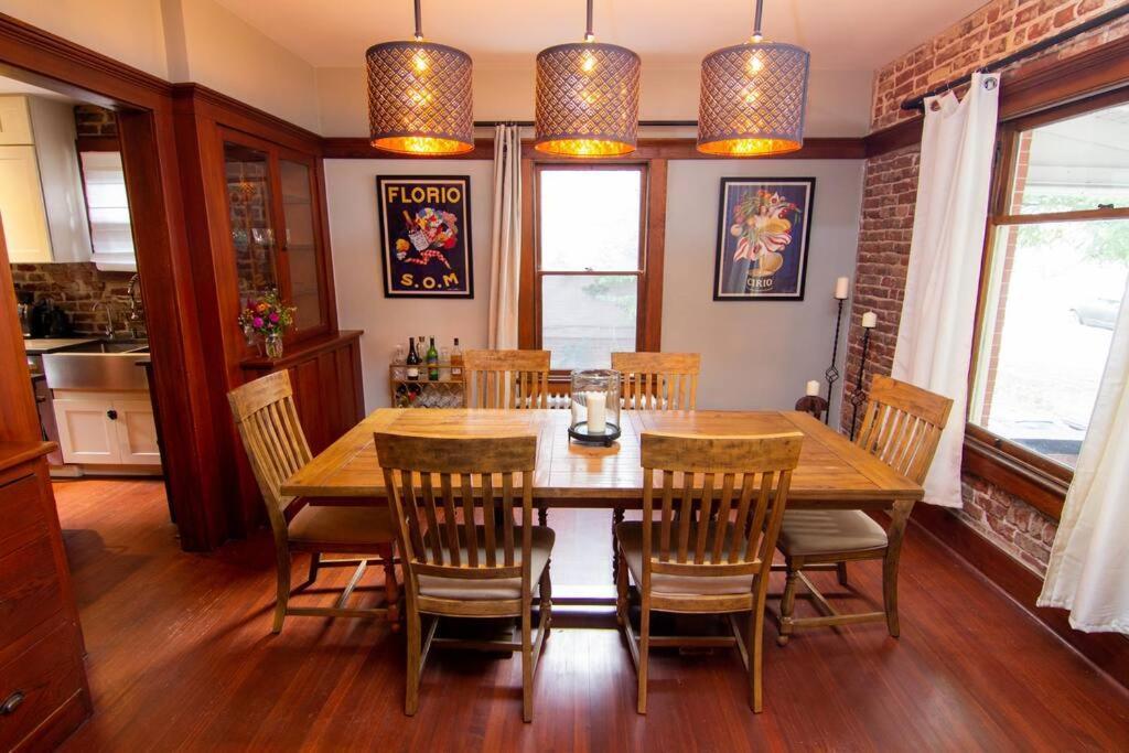 Holiday home Perfect Urban Sanctuary For 8 W Hot Tub Near Park