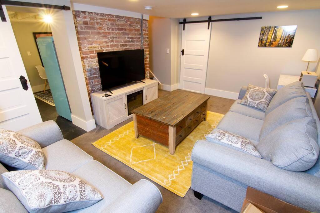 Perfect Urban Sanctuary For 8 W Hot Tub Near Park