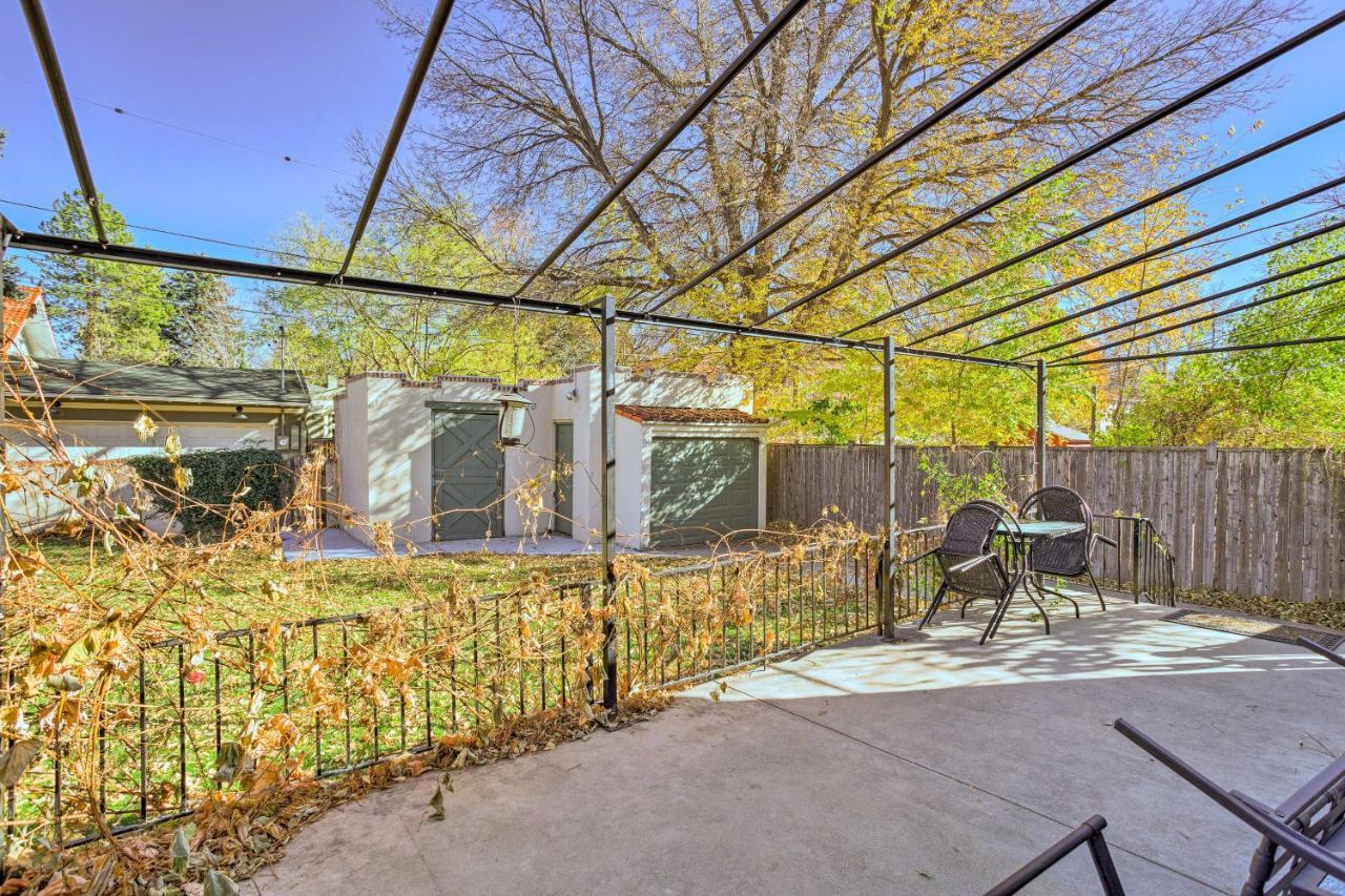 Holiday home Centrally Located Retreat With Yard And Grill! Denver
