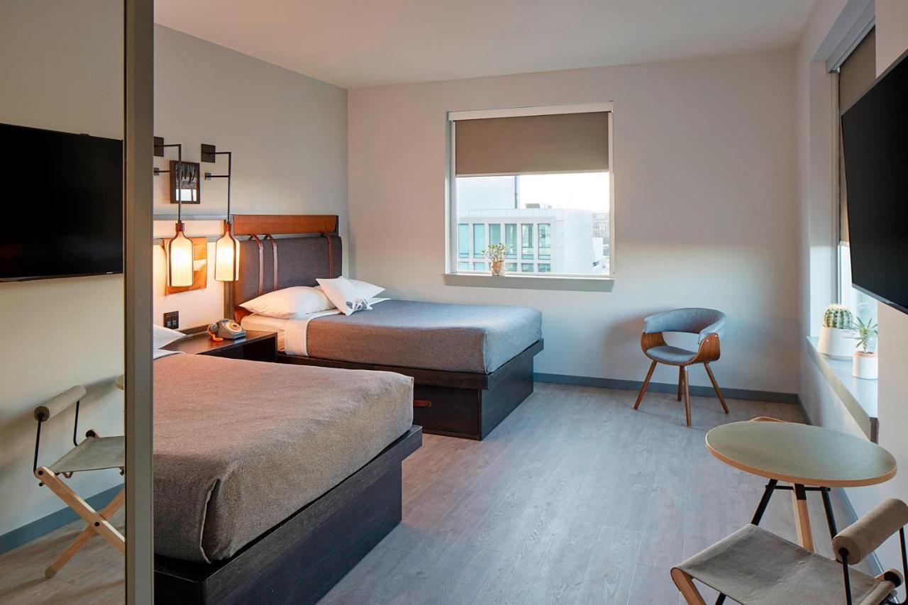 Hotel Moxy Cherry Creek 3*