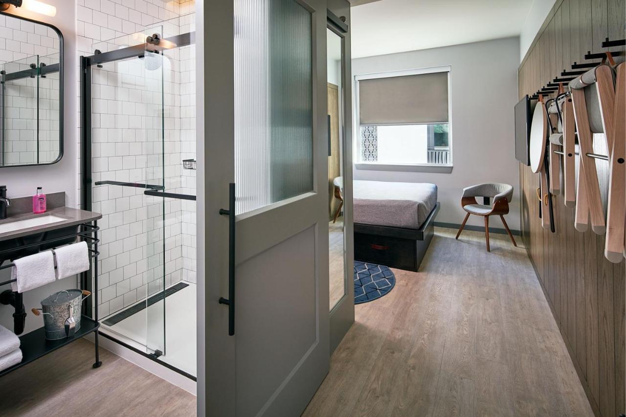 Moxy Cherry Creek
