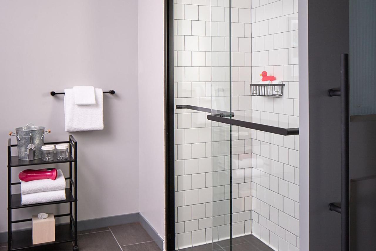 Hotel Moxy Cherry Creek Denver