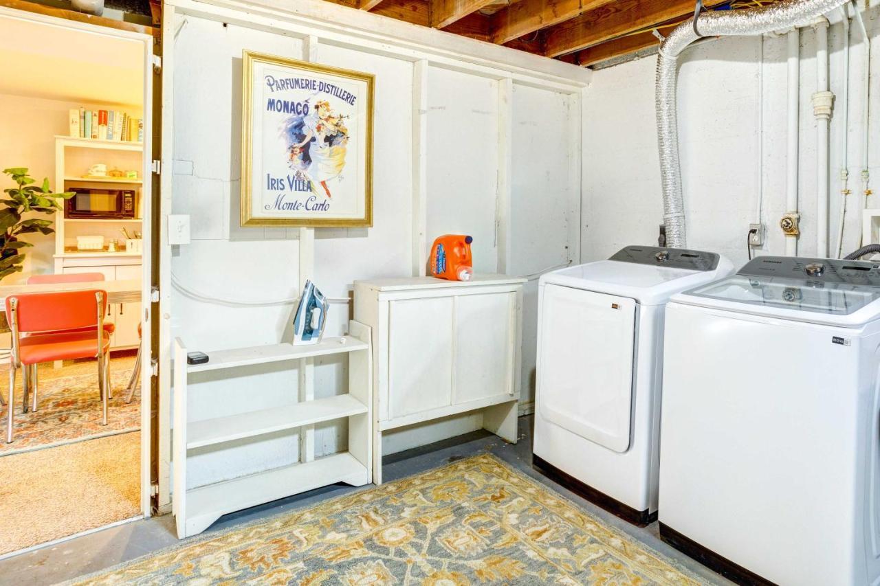 Vacation With Patio, Near Zoo! Holiday home Denver