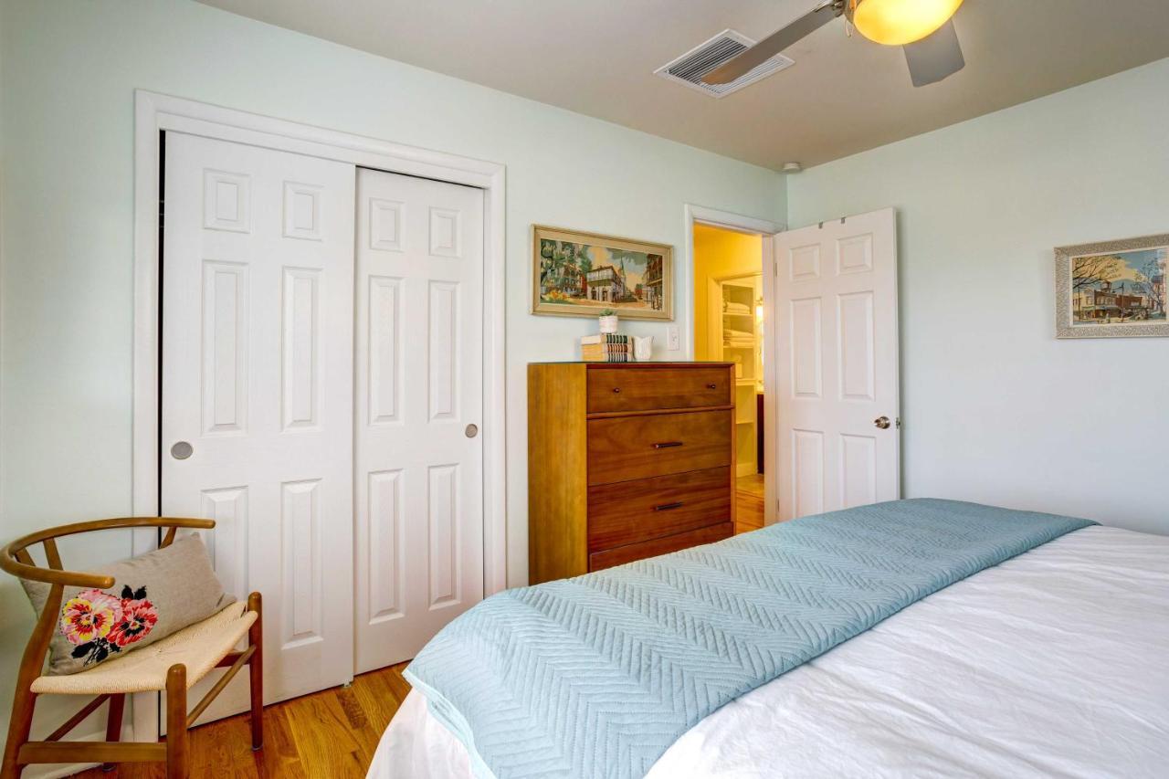 Holiday home Vacation With Patio, Near Zoo! *