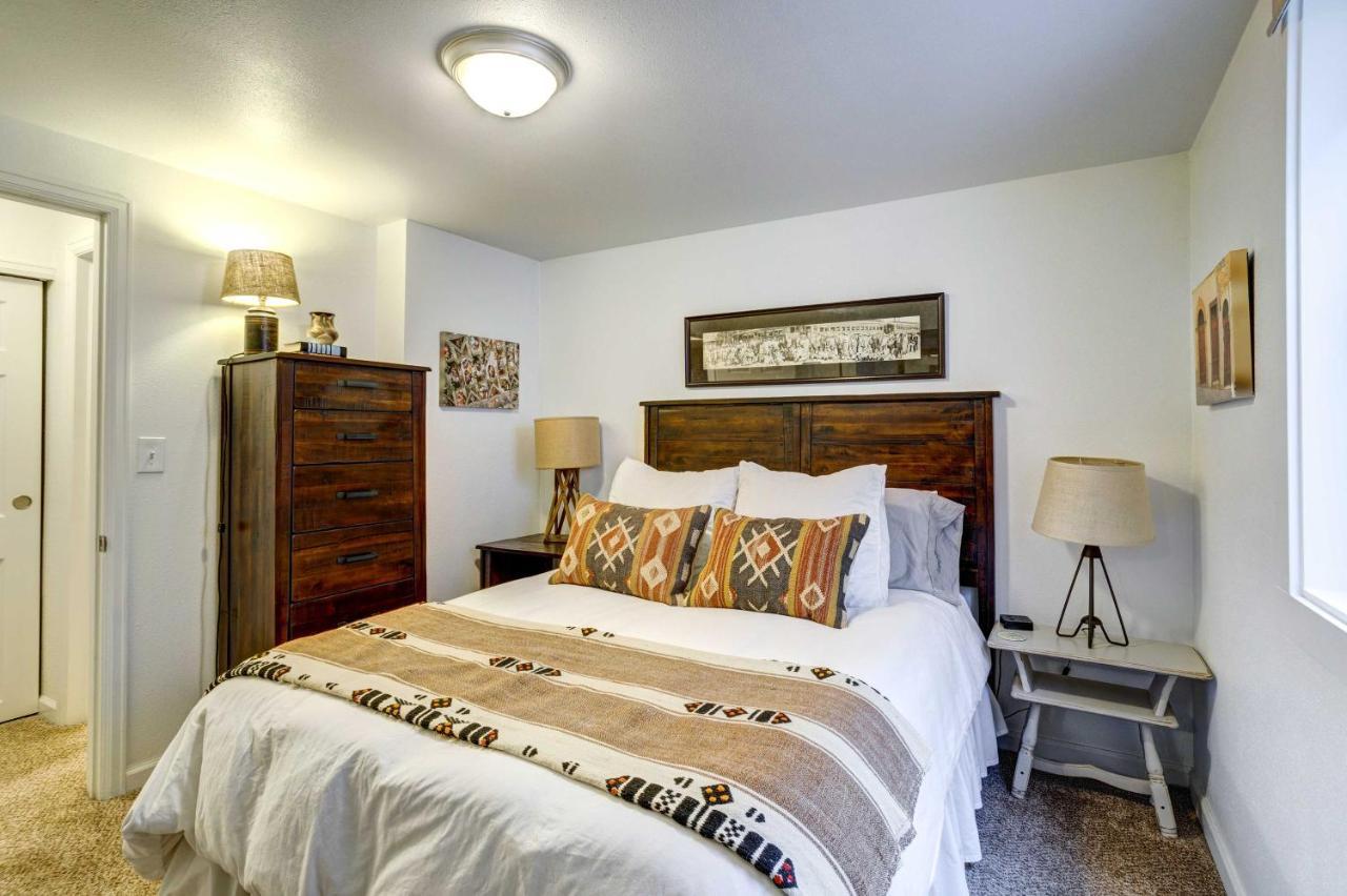 Vacation With Patio, Near Zoo! Holiday home Denver