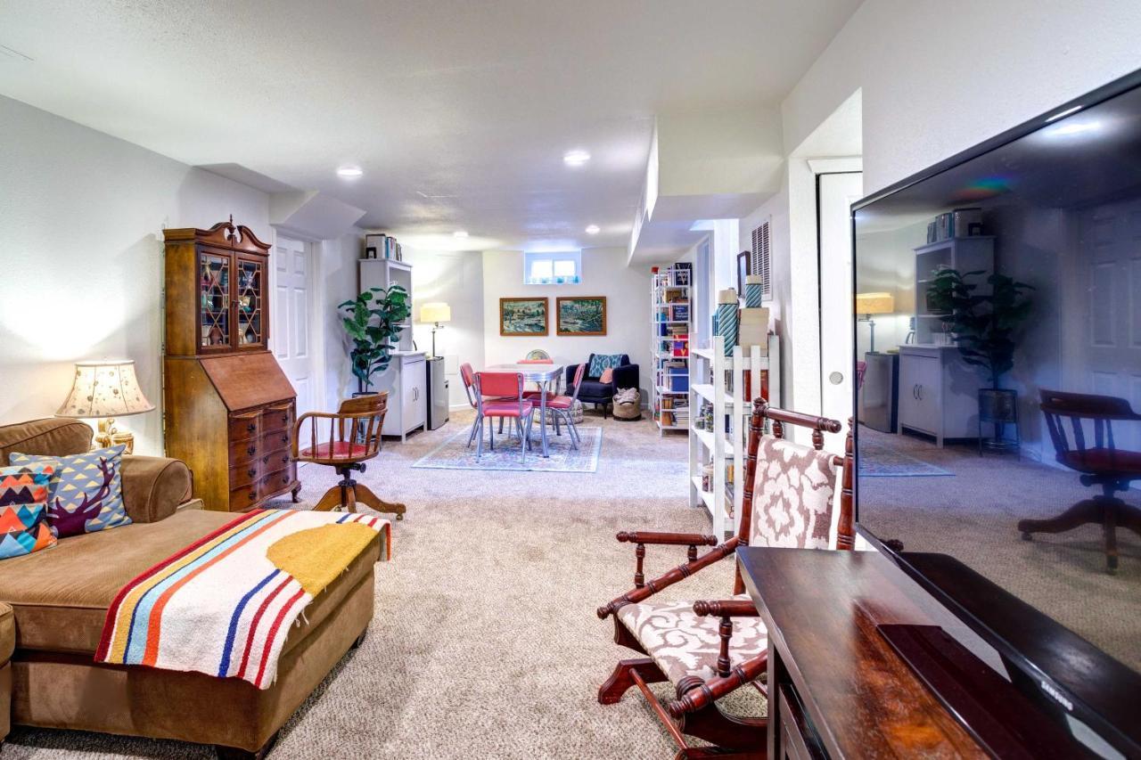 Vacation With Patio, Near Zoo! Holiday home Denver
