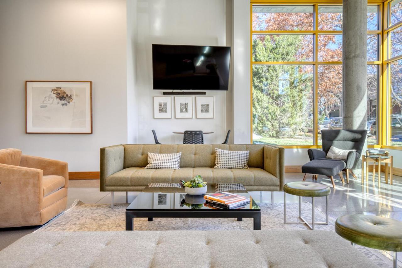 Cherry Creek W Lounge Wd Nr 2nd Av Shops Den-57 Apartment Denver