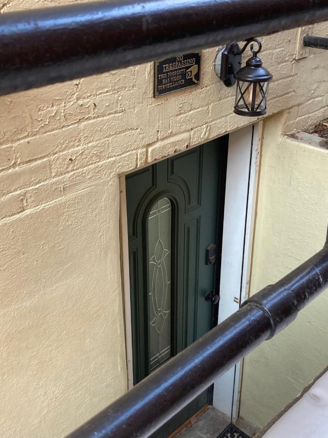 Pineapple House, Cozy Garden Apartment, Center! Marble-tiled Bathroom! Free Parking! Apartment *