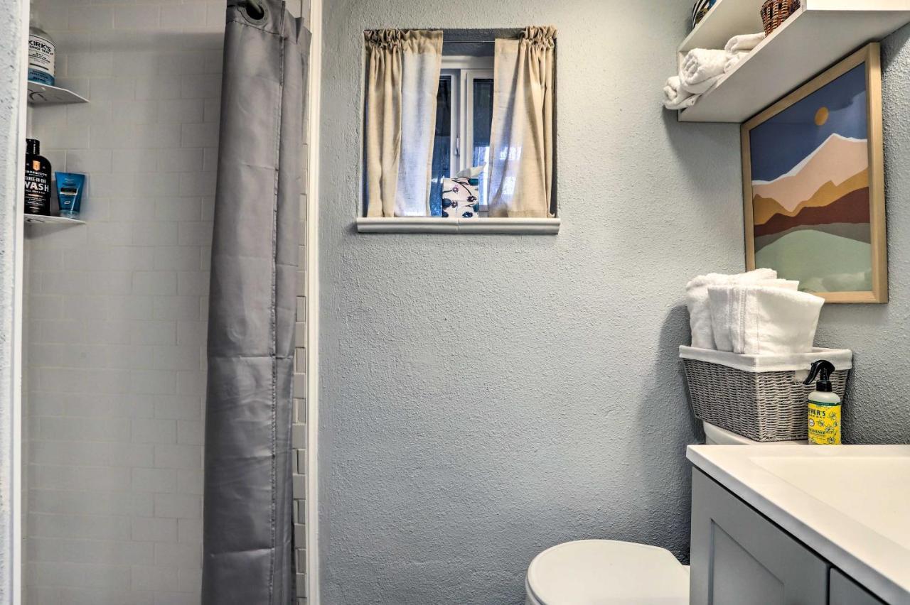Apartment Charming Getaway About 3 Mi To Downtown!