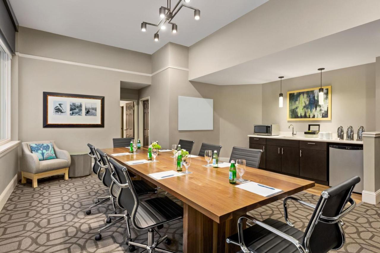 Magnolia Denver, A Tribute Portfolio 4*