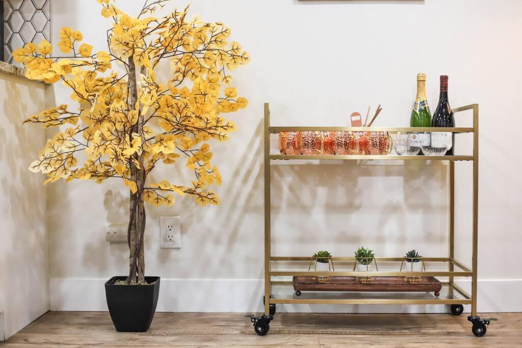 New! Gorgeous Colorado Getaway * Glamping Vibes * Apartment