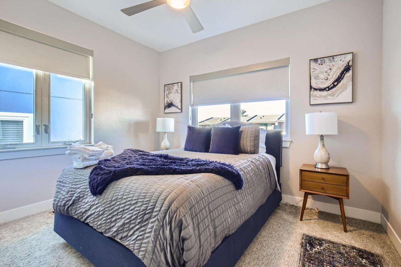 Holiday home 2332 N Clay Street Unit #3 *