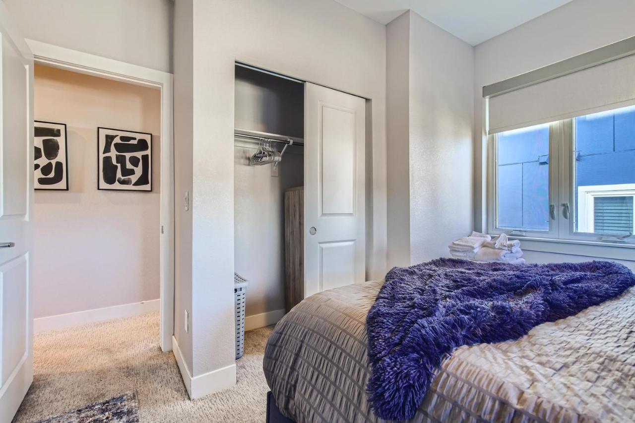 2332 N Clay Street Unit #3 Holiday home *