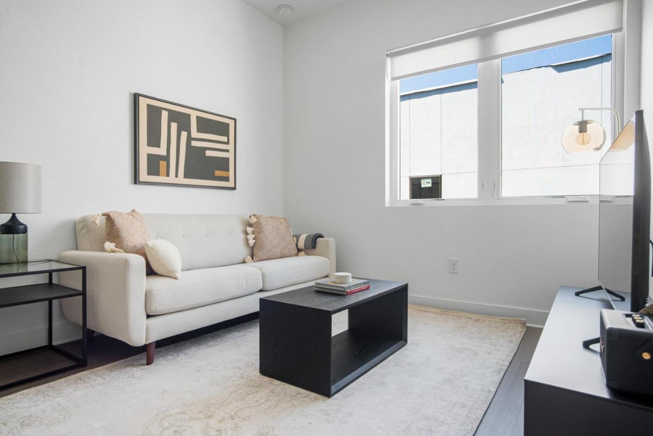 Sloans 1br W Gym Wd Roof Nr Park Den-210 Denver