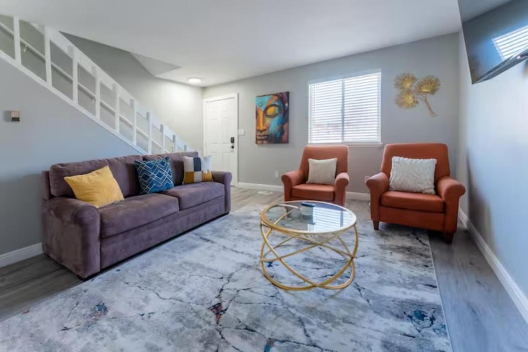 New! Convenient Location! Sleeps 8 Denver