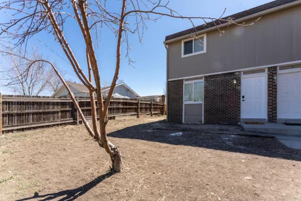 Holiday home New! Convenient Location! Sleeps 8