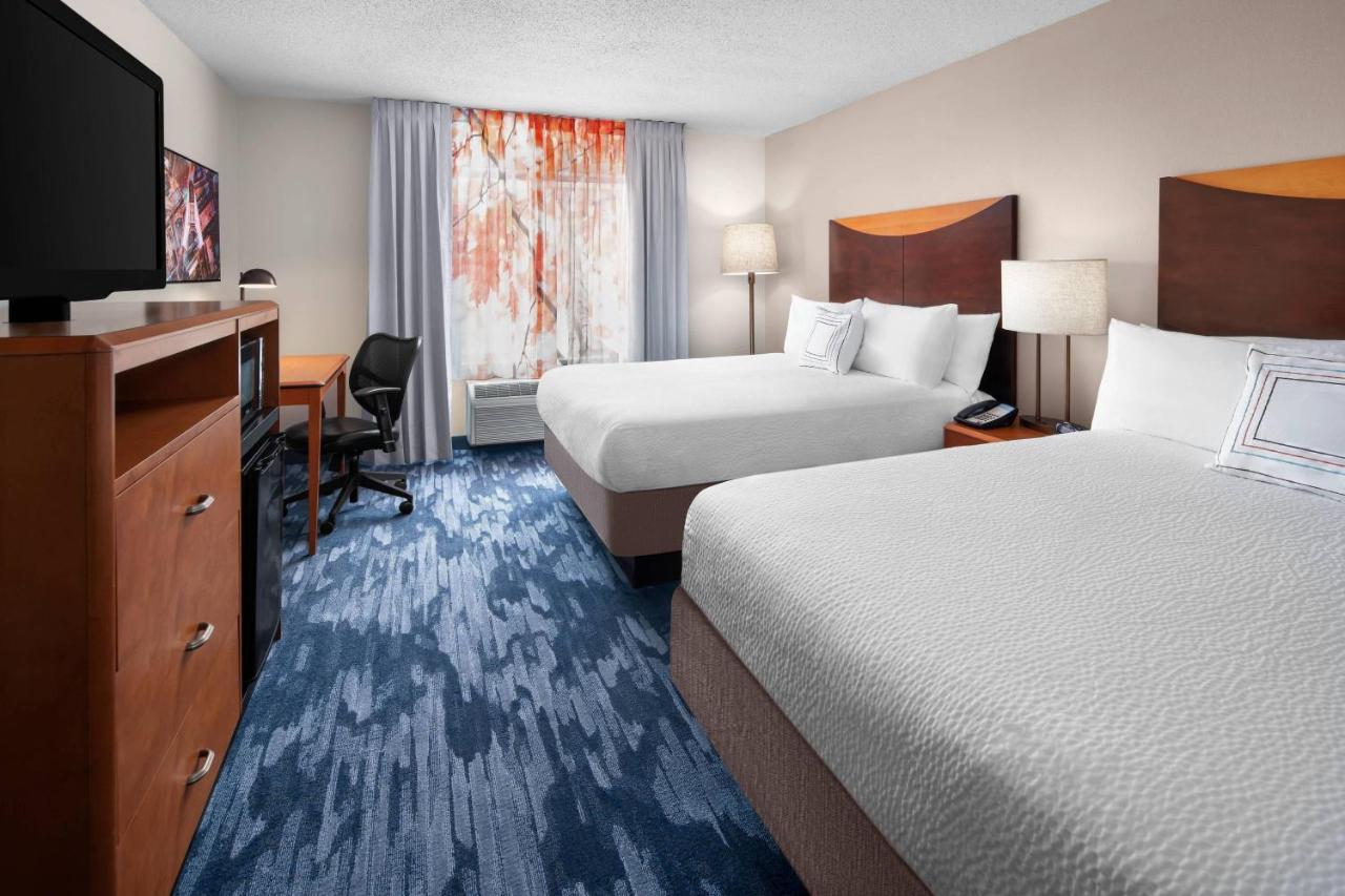 Fairfield & Airport Hotel 3*