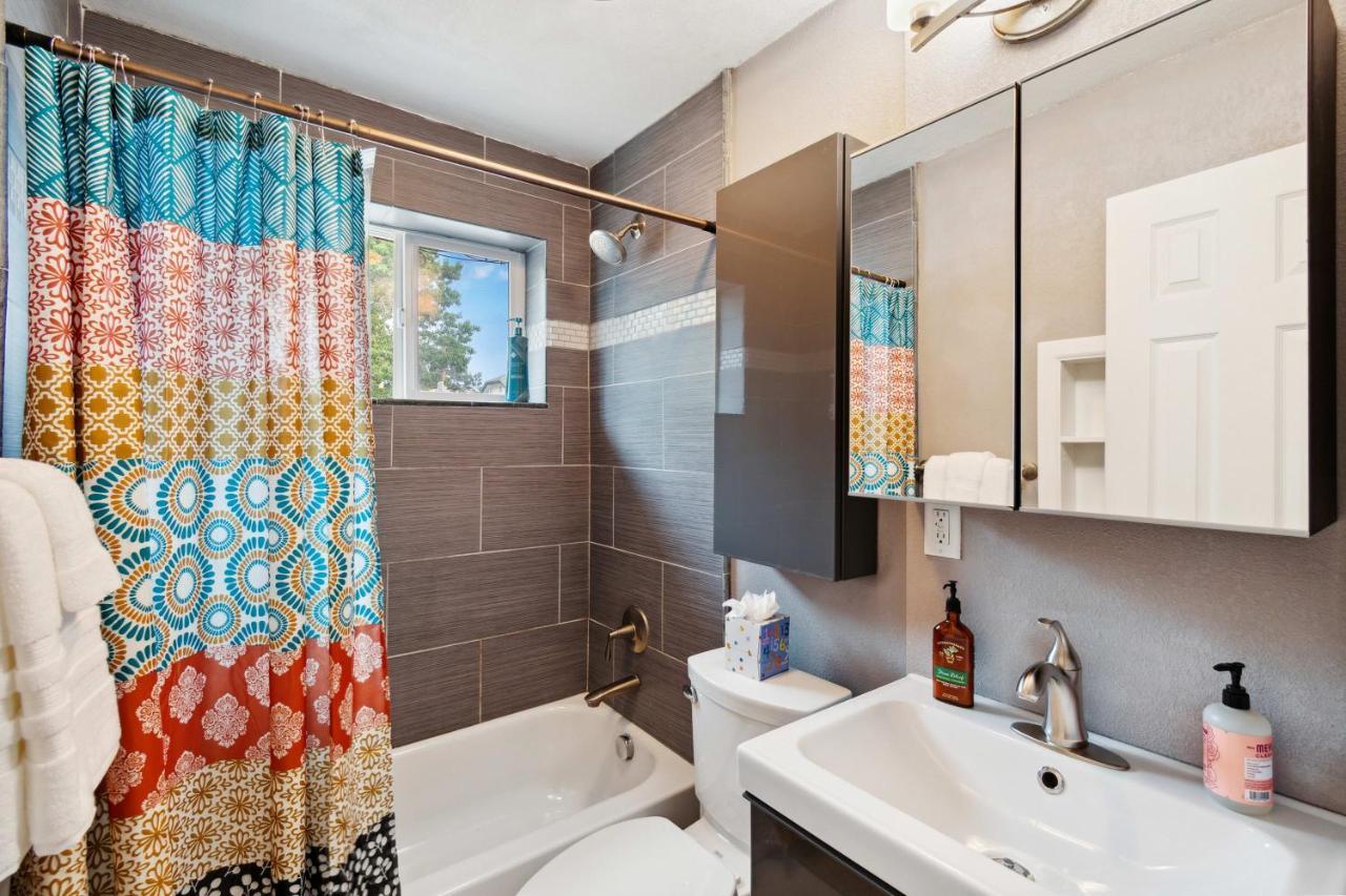 Apt Close To Empower Field Pepsi Center & Apartment