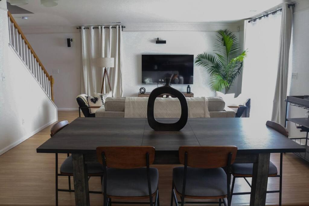 Change Your Altitude In 3br Near Airport W/gameroom * Denver