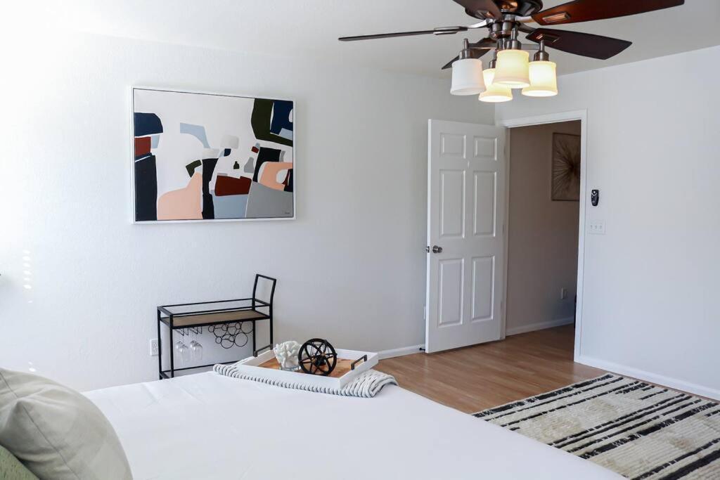 Change Your Altitude In 3br Near Airport W/gameroom Holiday home *