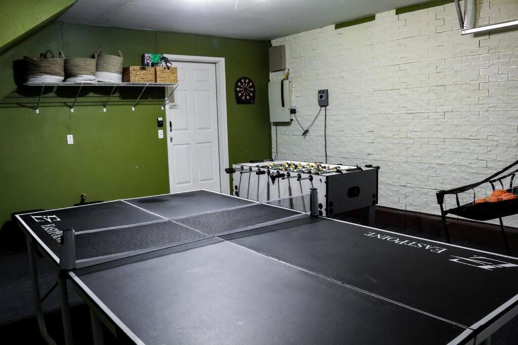 Holiday home Change Your Altitude In 3br Near Airport W/gameroom