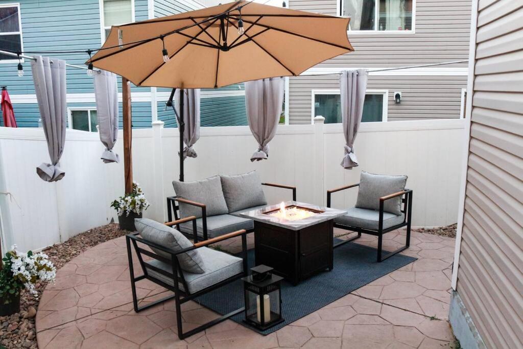 Change Your Altitude In 3br Near Airport W/gameroom Holiday home Denver